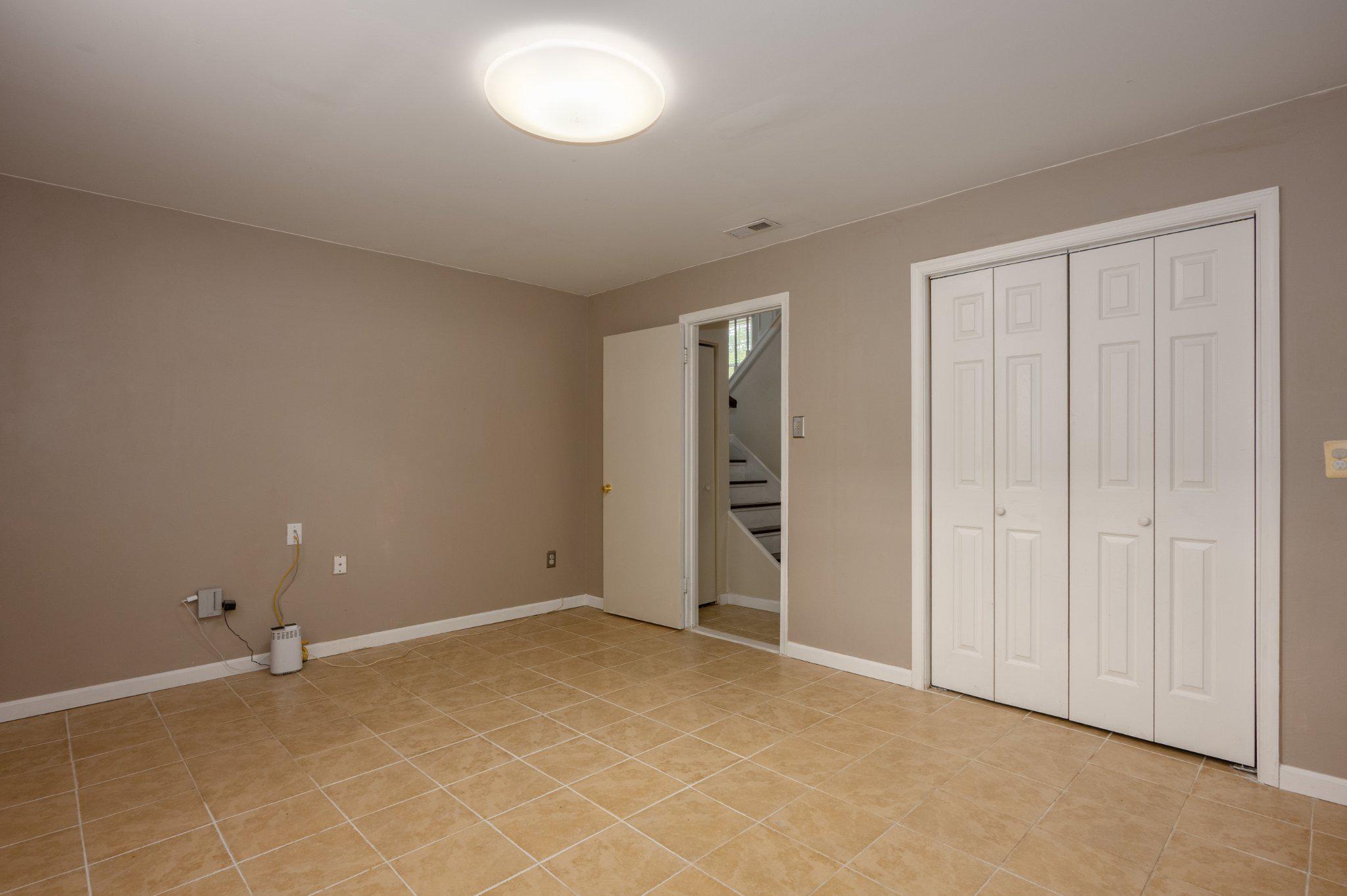 SILVER WOODS - Residential