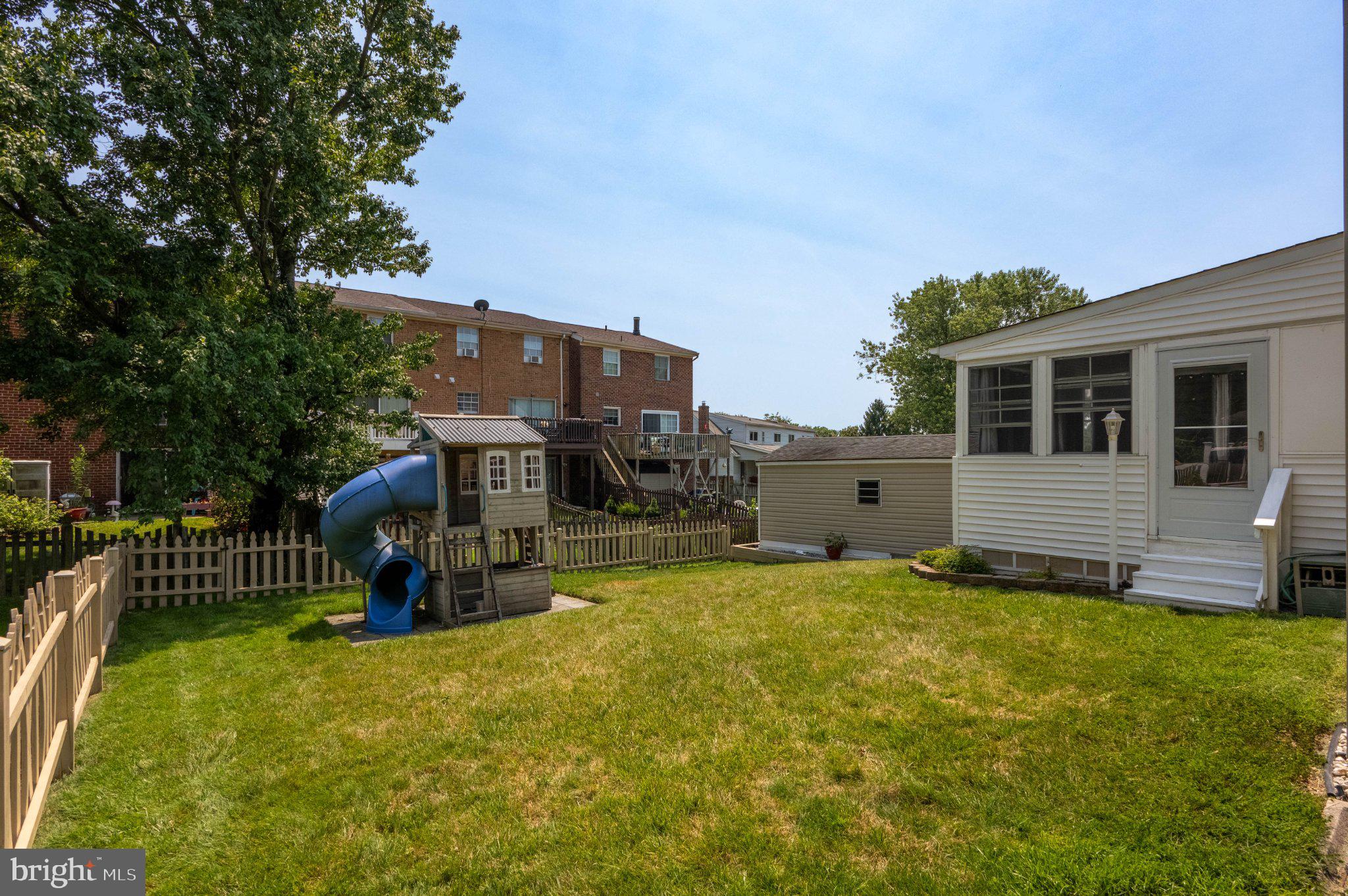SILVER WOODS - Residential