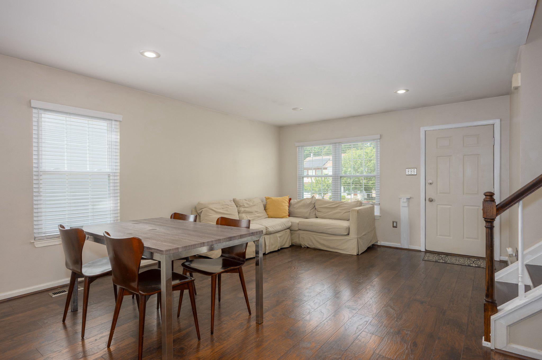 SILVER WOODS - Residential