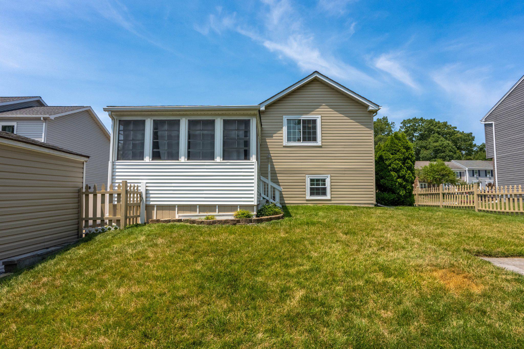 SILVER WOODS - Residential