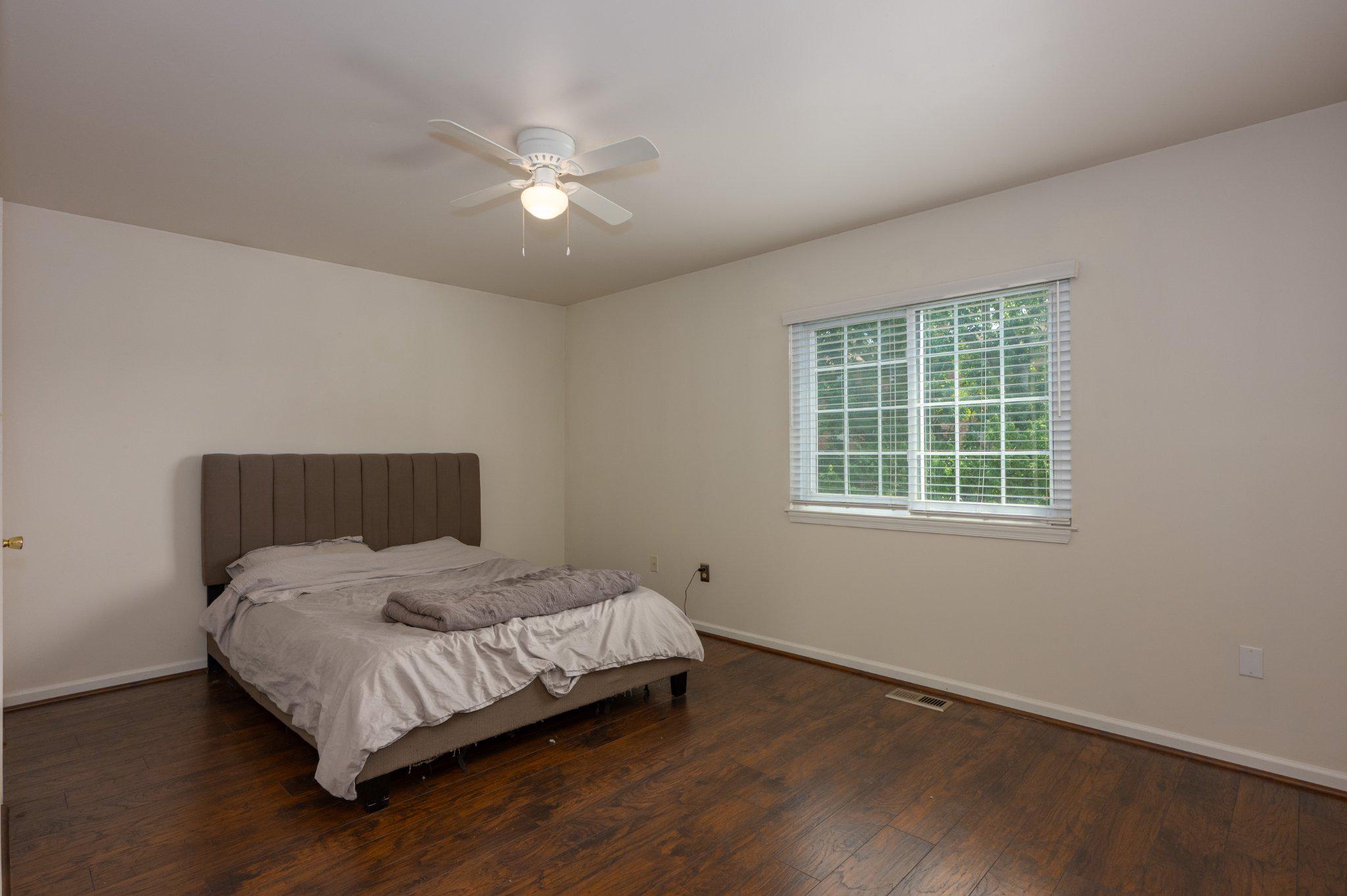 SILVER WOODS - Residential