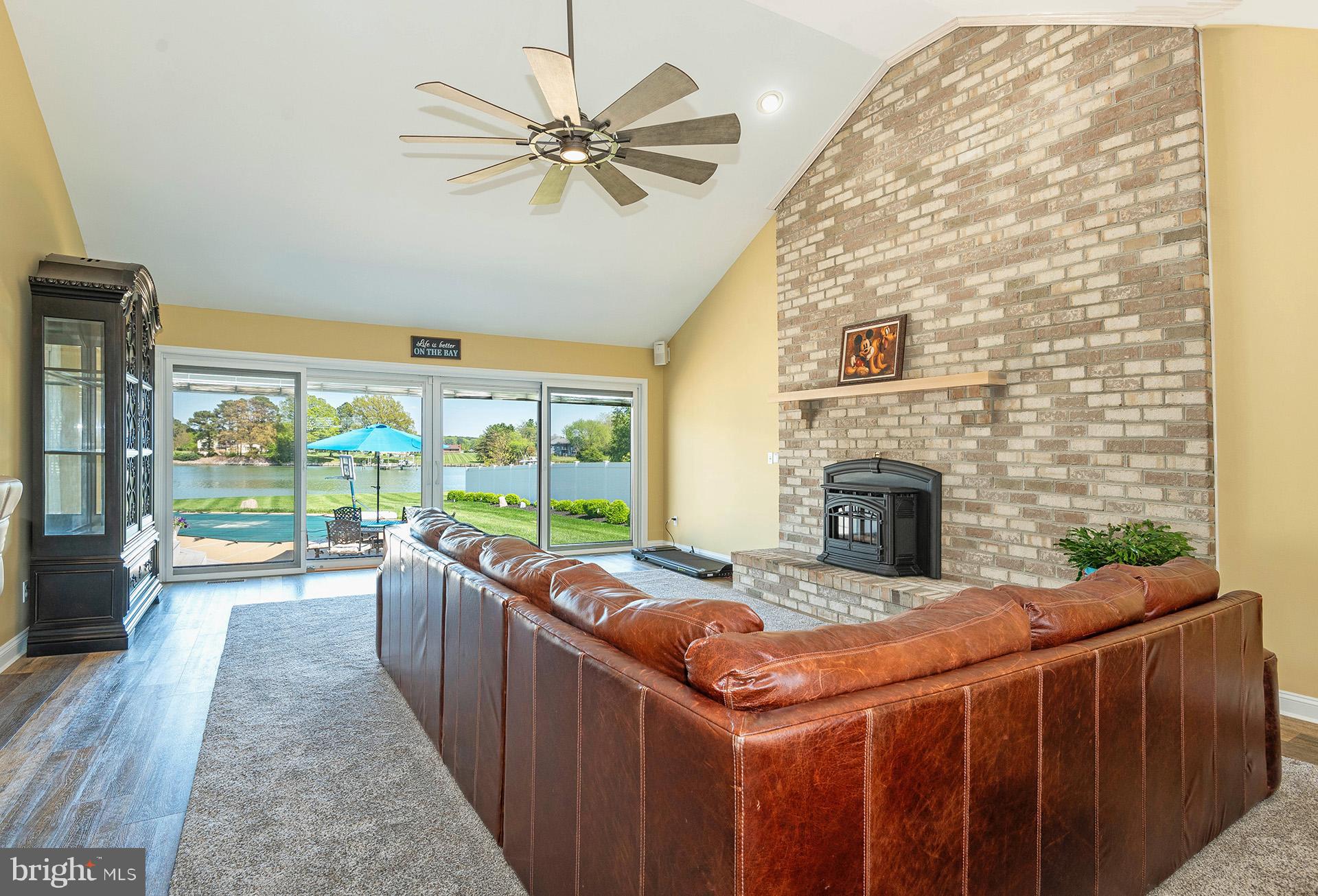 CLAIBORNES LANDING - Residential