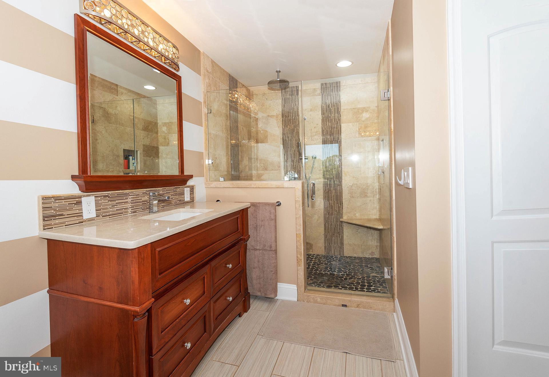 CLAIBORNES LANDING - Residential