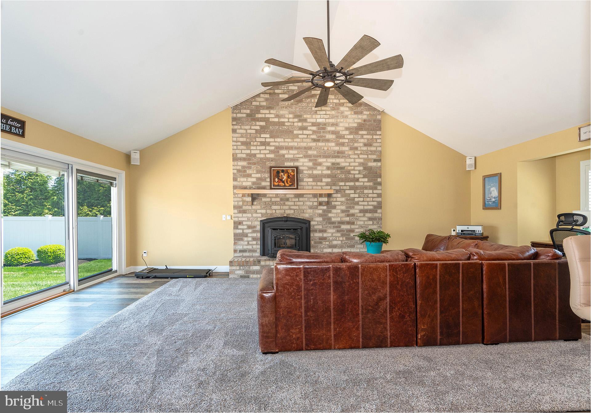 CLAIBORNES LANDING - Residential