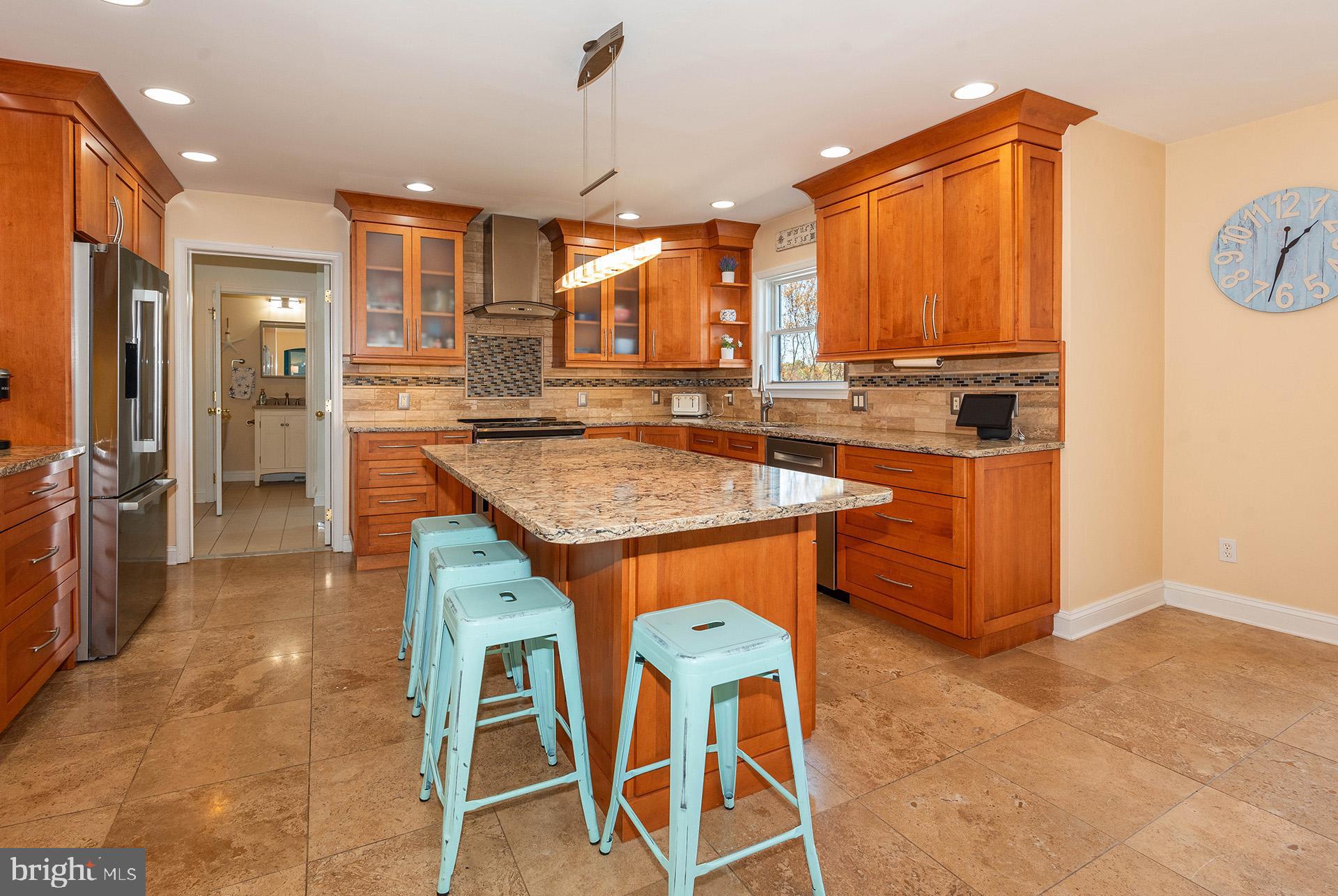 CLAIBORNES LANDING - Residential