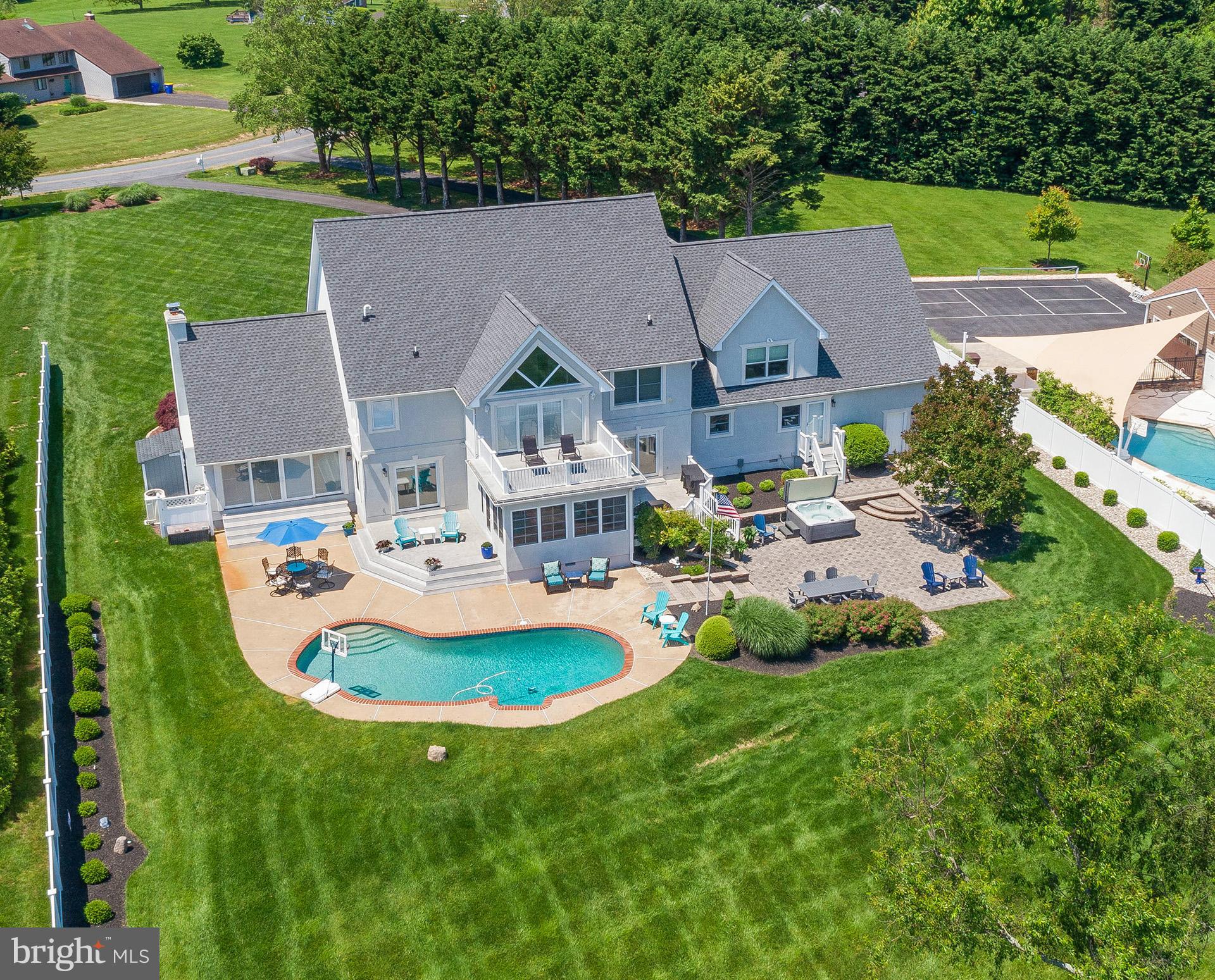 CLAIBORNES LANDING - Residential