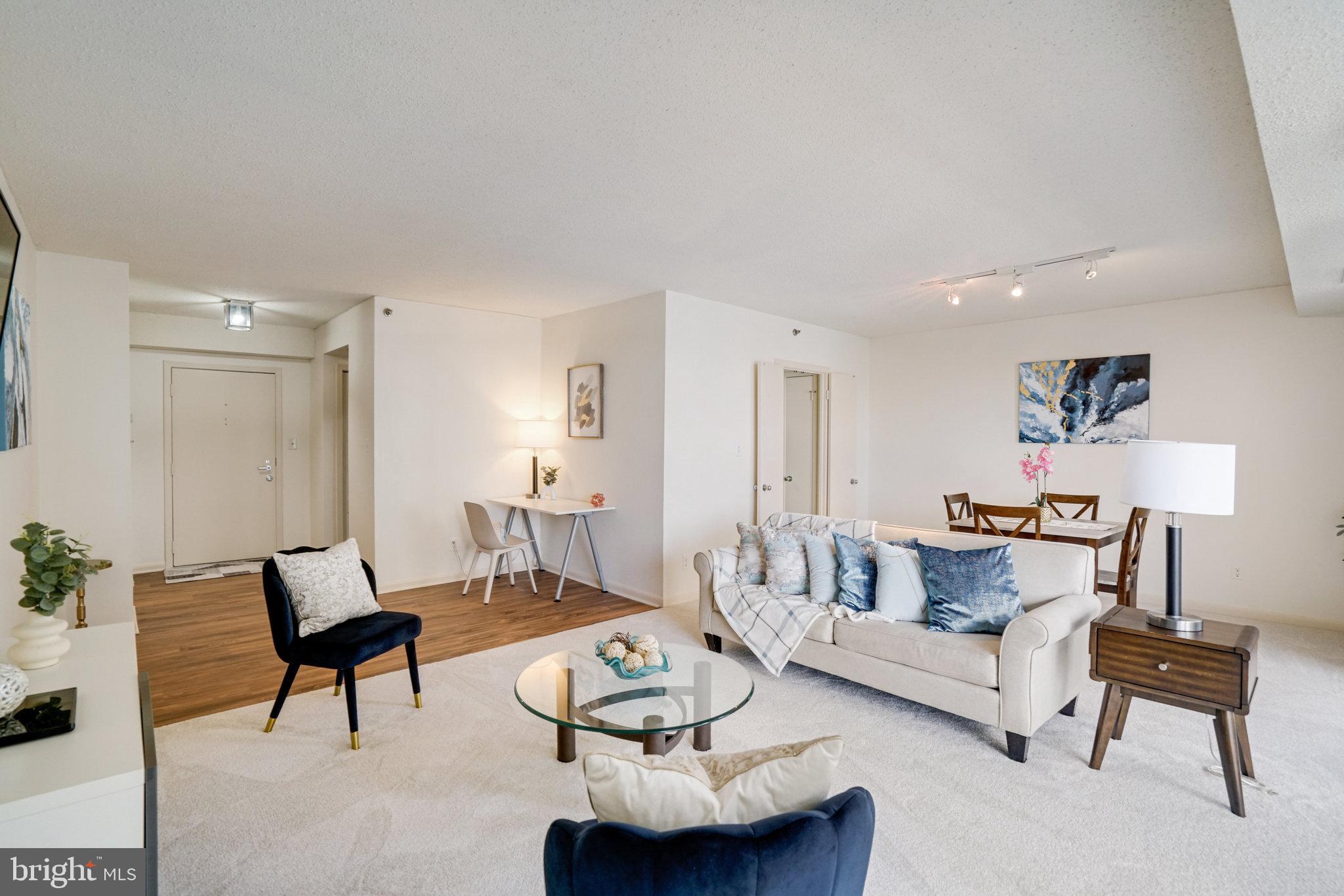 BARKLEY CONDO - Residential