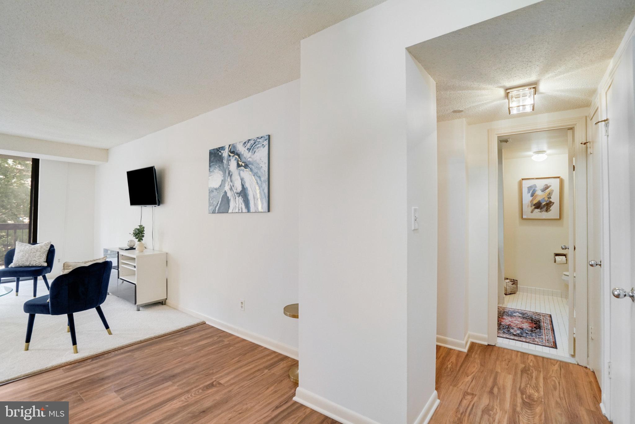 BARKLEY CONDO - Residential