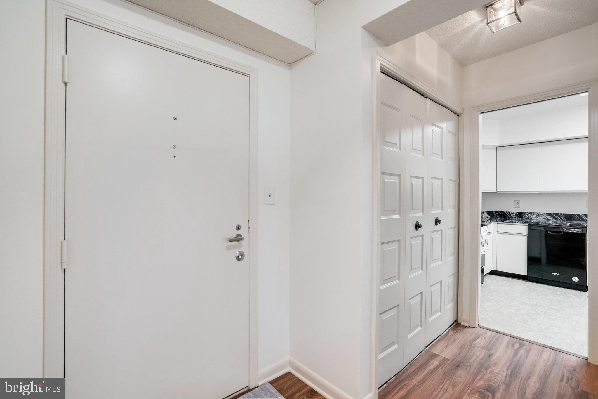 BARKLEY CONDO - Residential