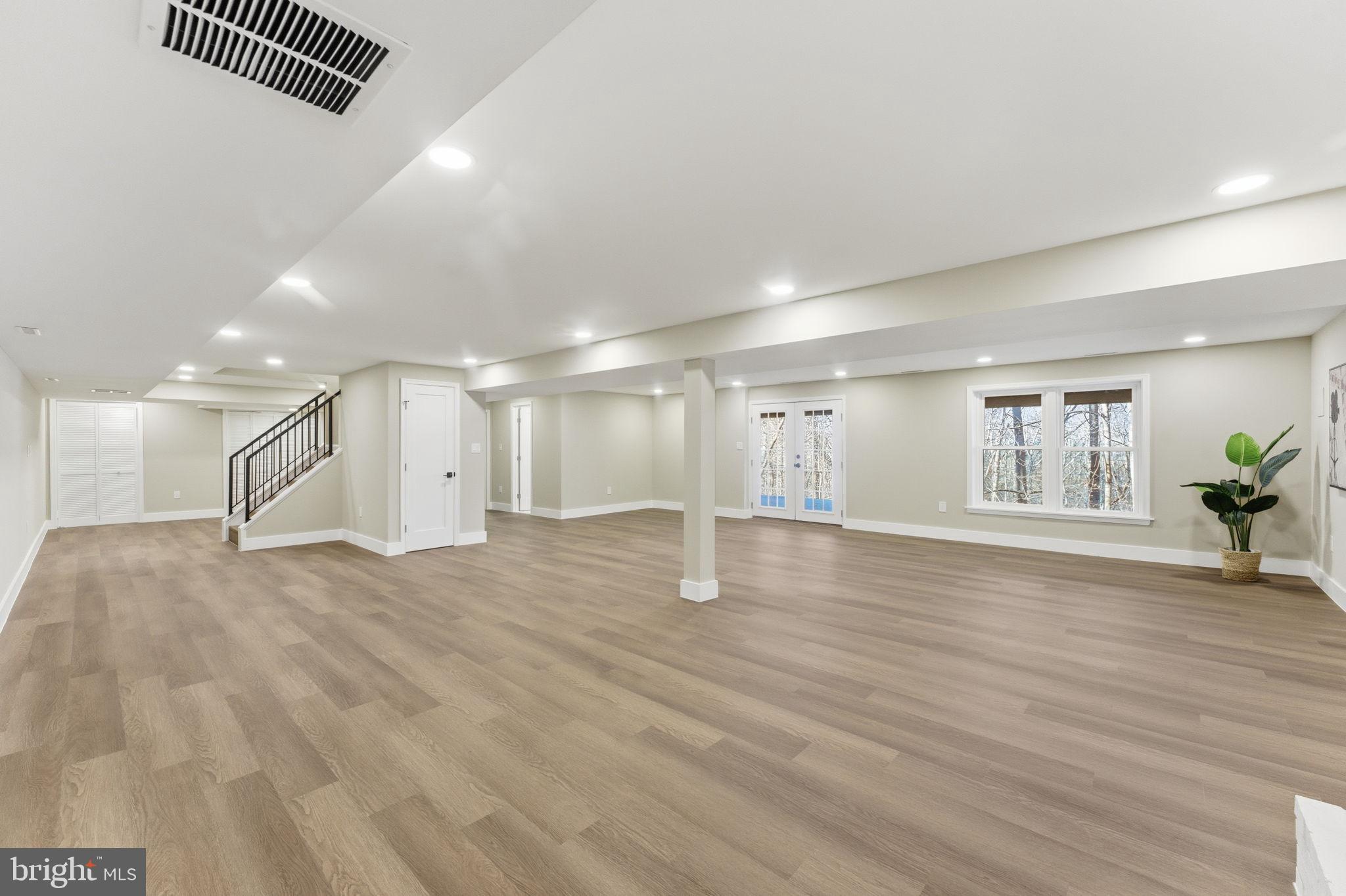 GLEN MILL VILLAGE - Residential