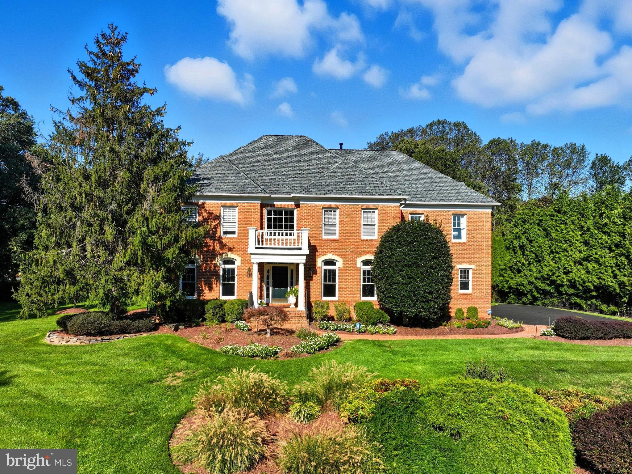 WILLOW CREEK ESTATES - Residential