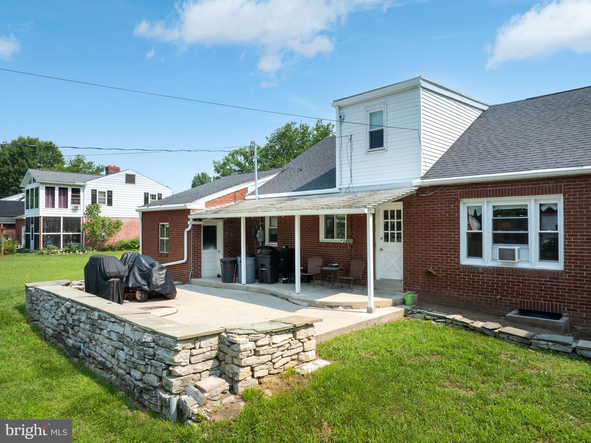 LEWISTOWN BORO - Residential