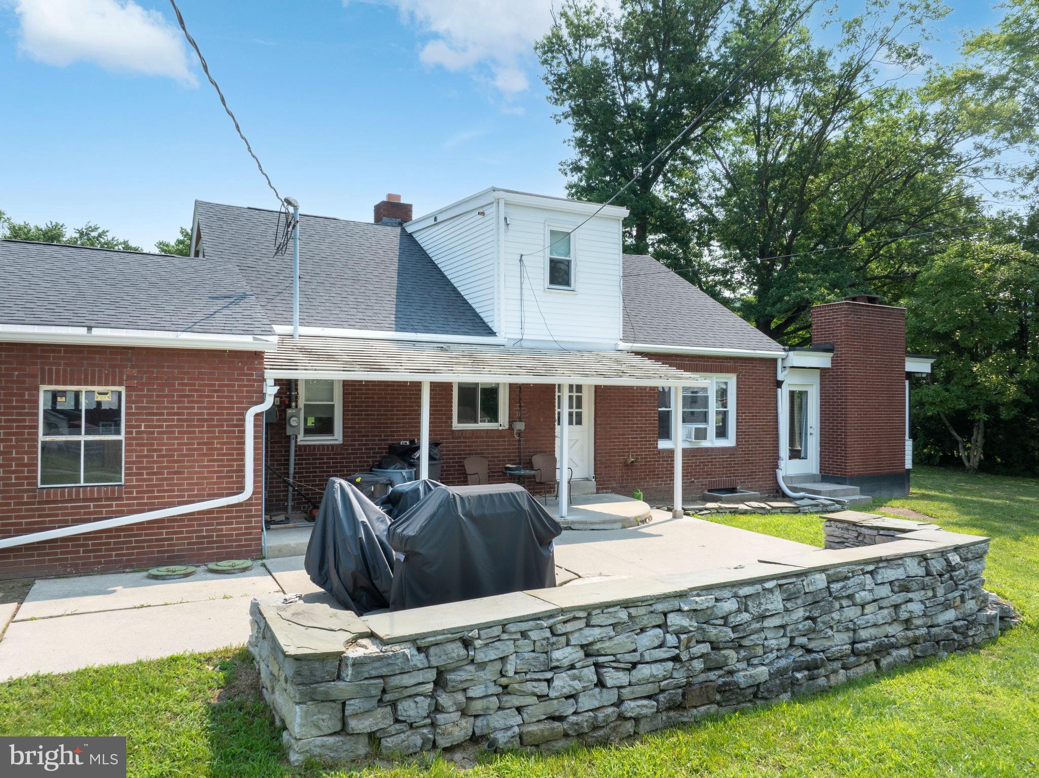 LEWISTOWN BORO - Residential