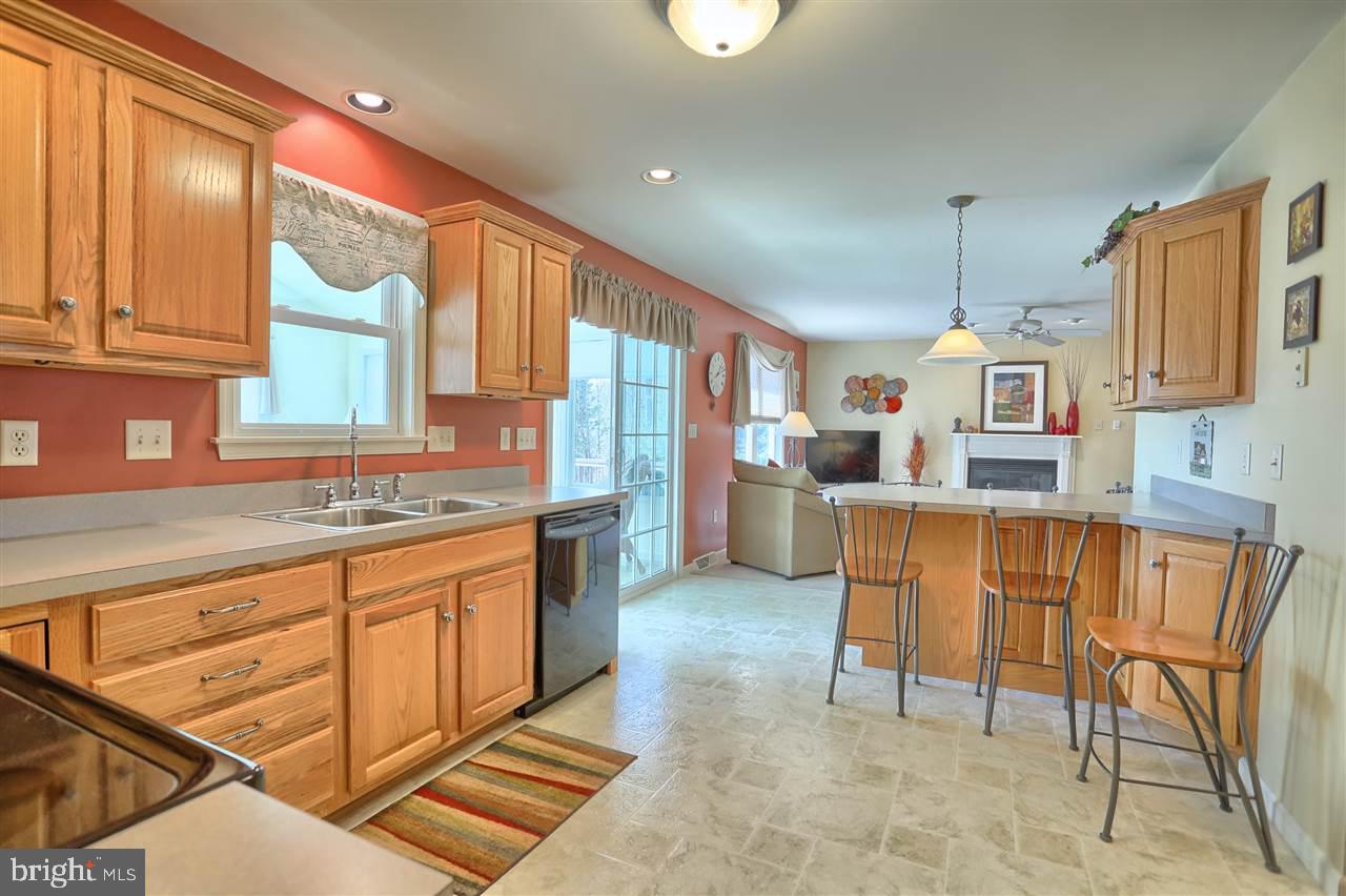 CROSS CREEK - Residential