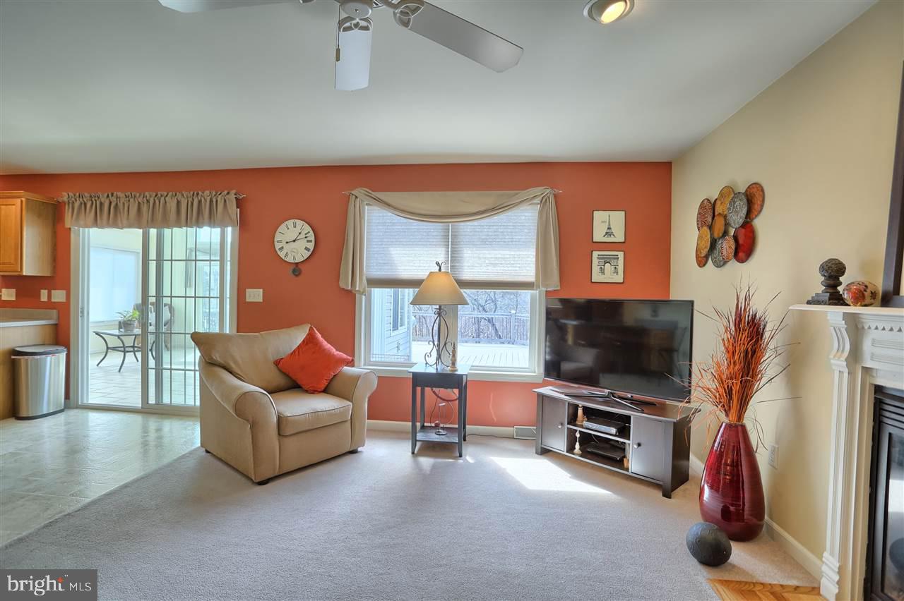 CROSS CREEK - Residential