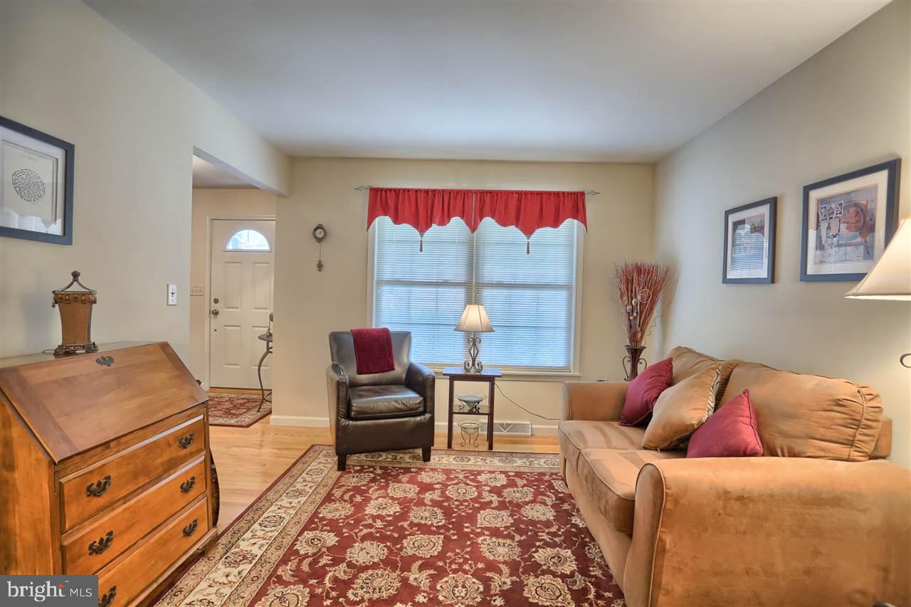 CROSS CREEK - Residential