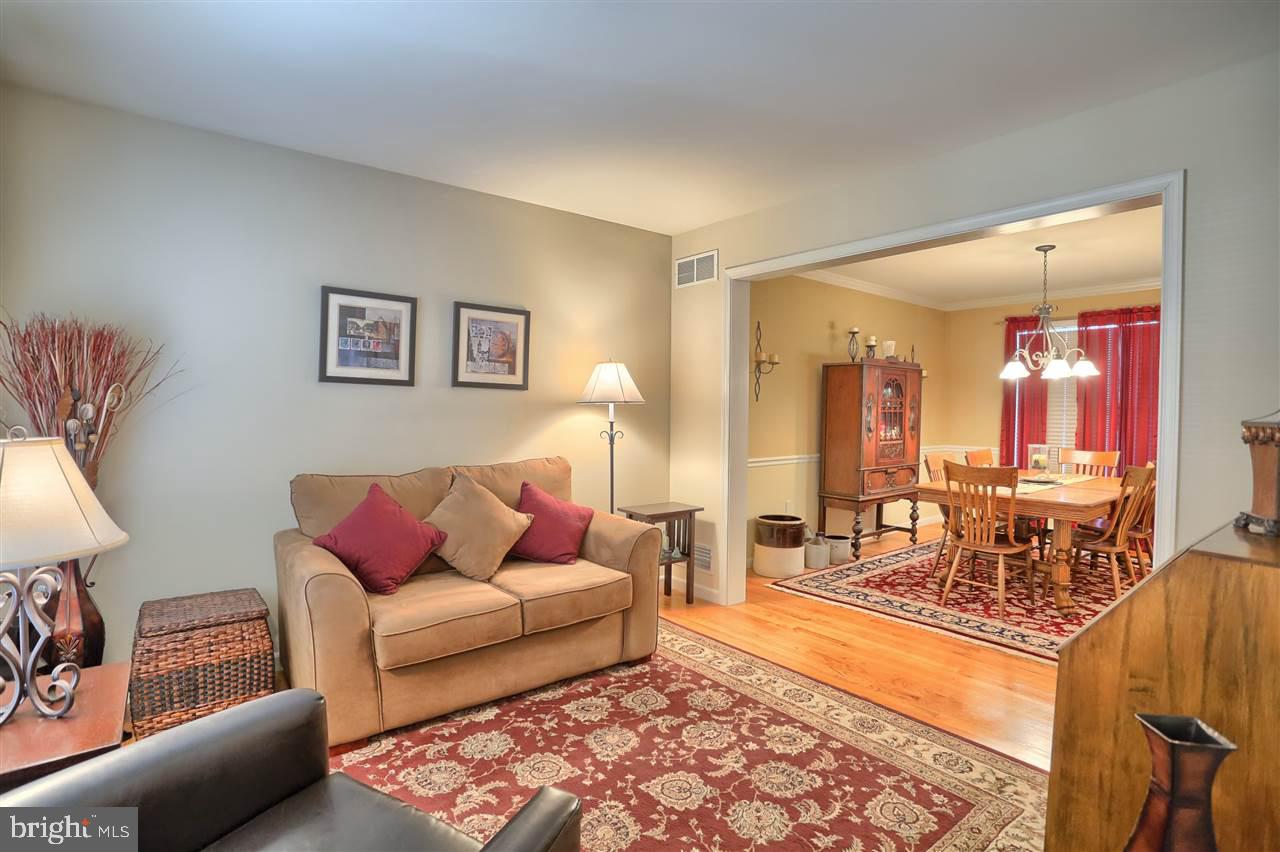 CROSS CREEK - Residential