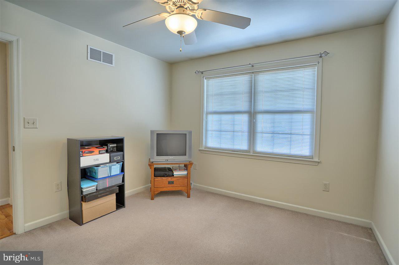 CROSS CREEK - Residential
