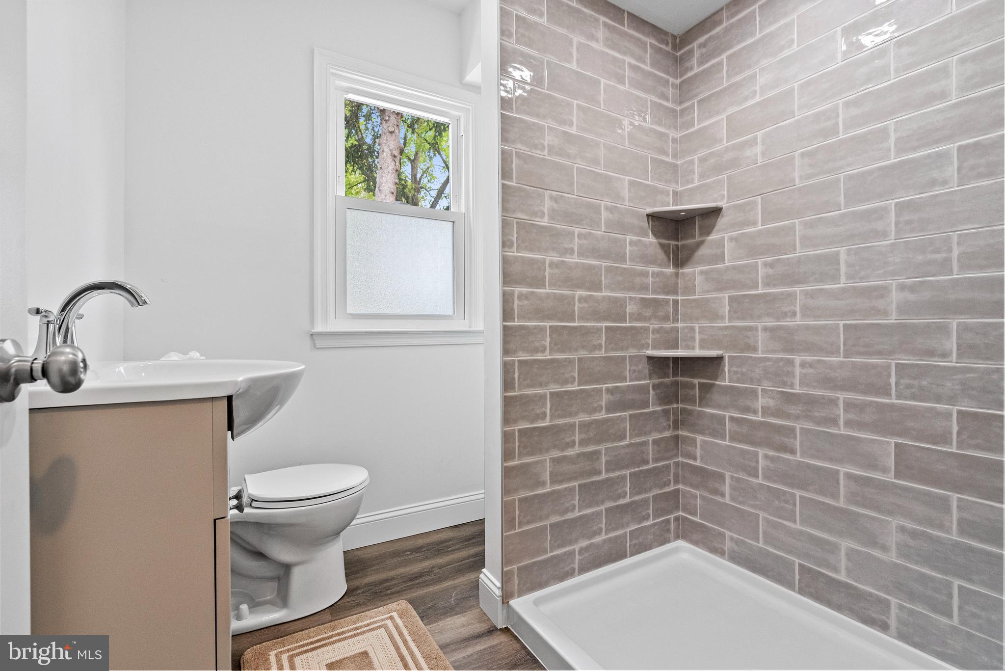 TORRESDALE MANOR - Residential