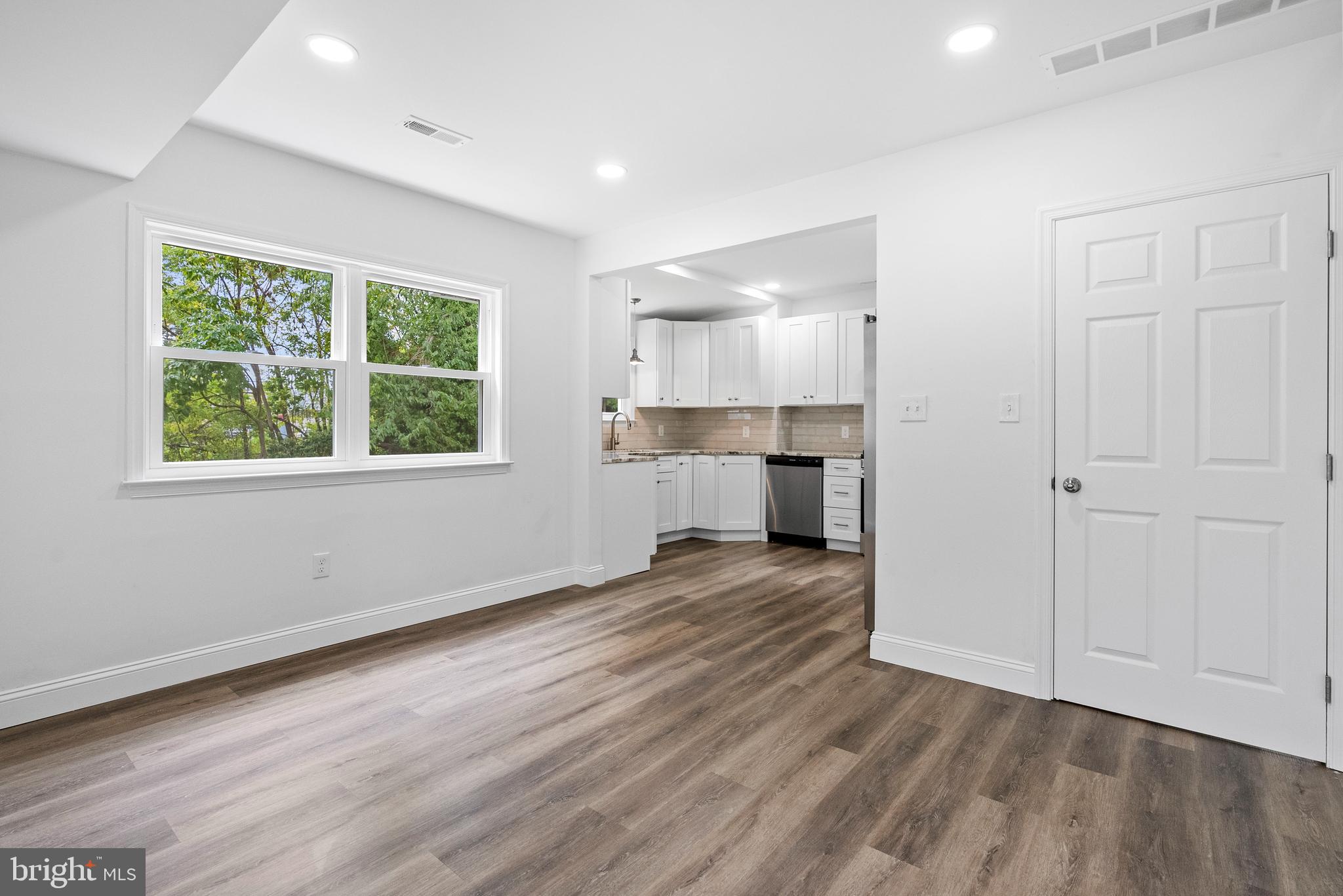 TORRESDALE MANOR - Residential
