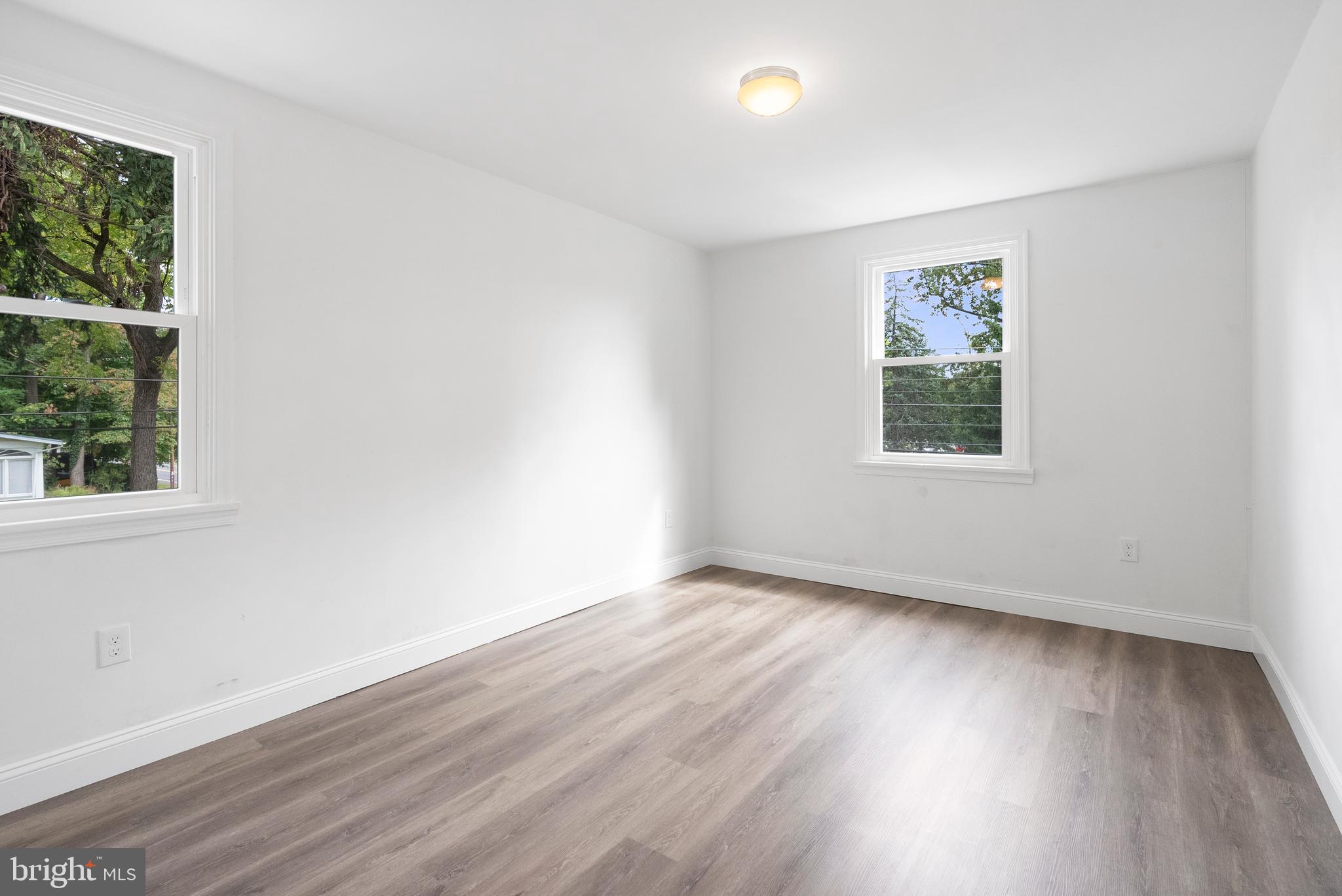 TORRESDALE MANOR - Residential