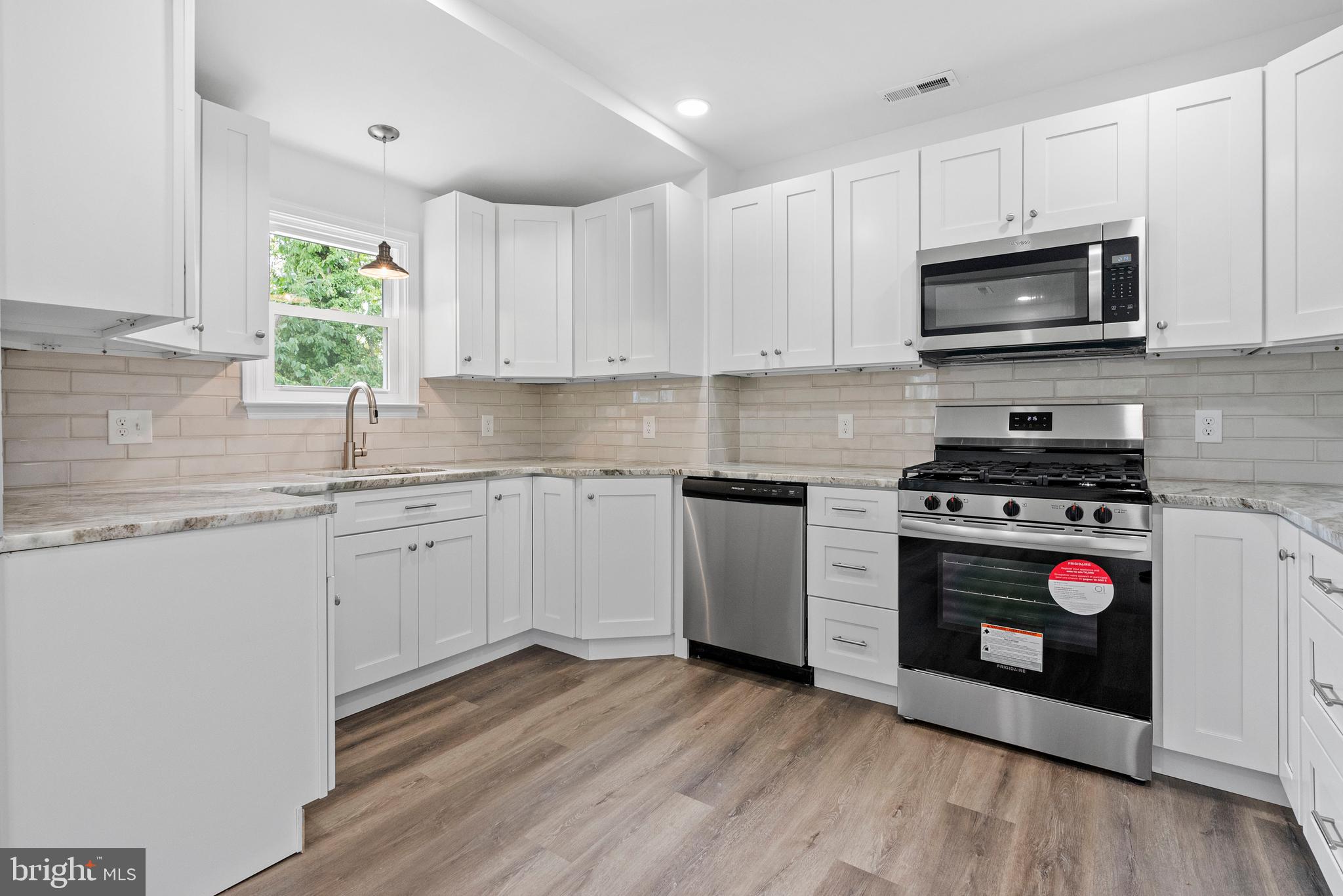 TORRESDALE MANOR - Residential