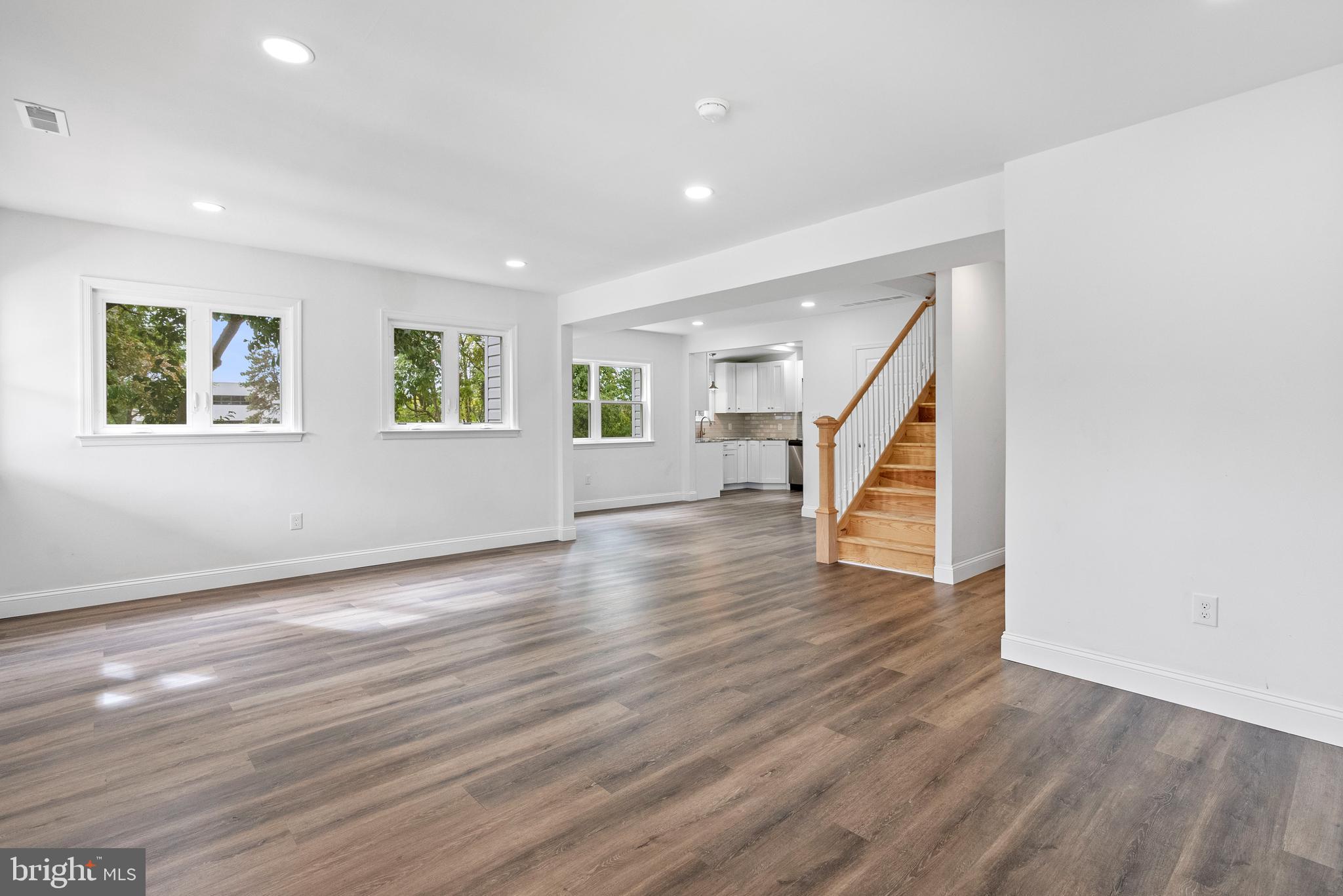 TORRESDALE MANOR - Residential