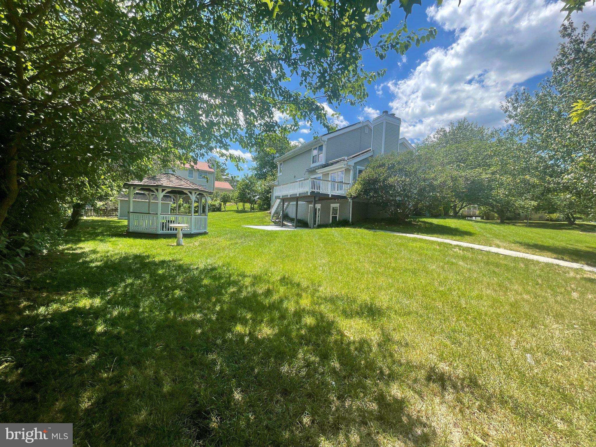 SELLMAN ESTATES - Residential