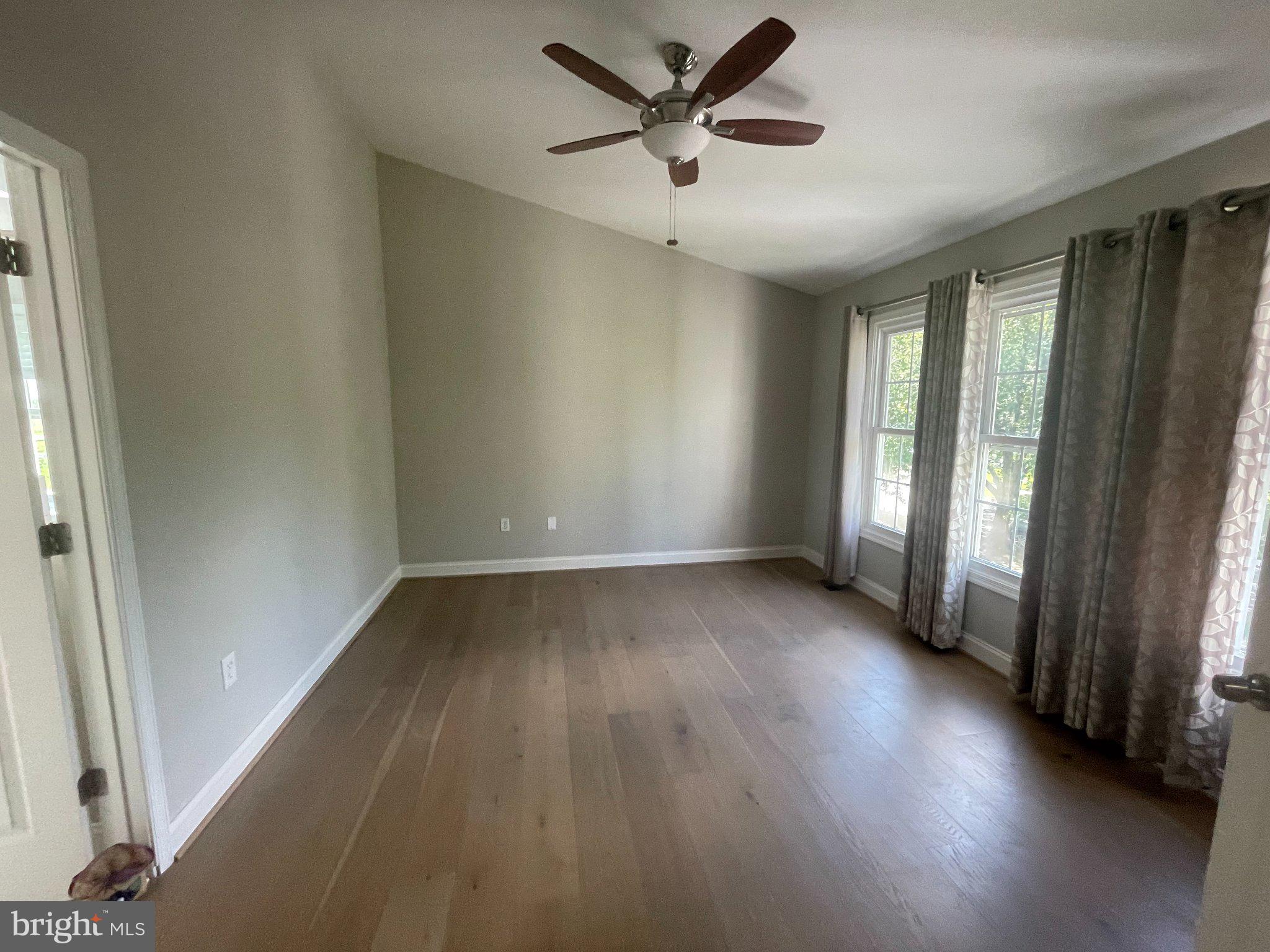 SELLMAN ESTATES - Residential