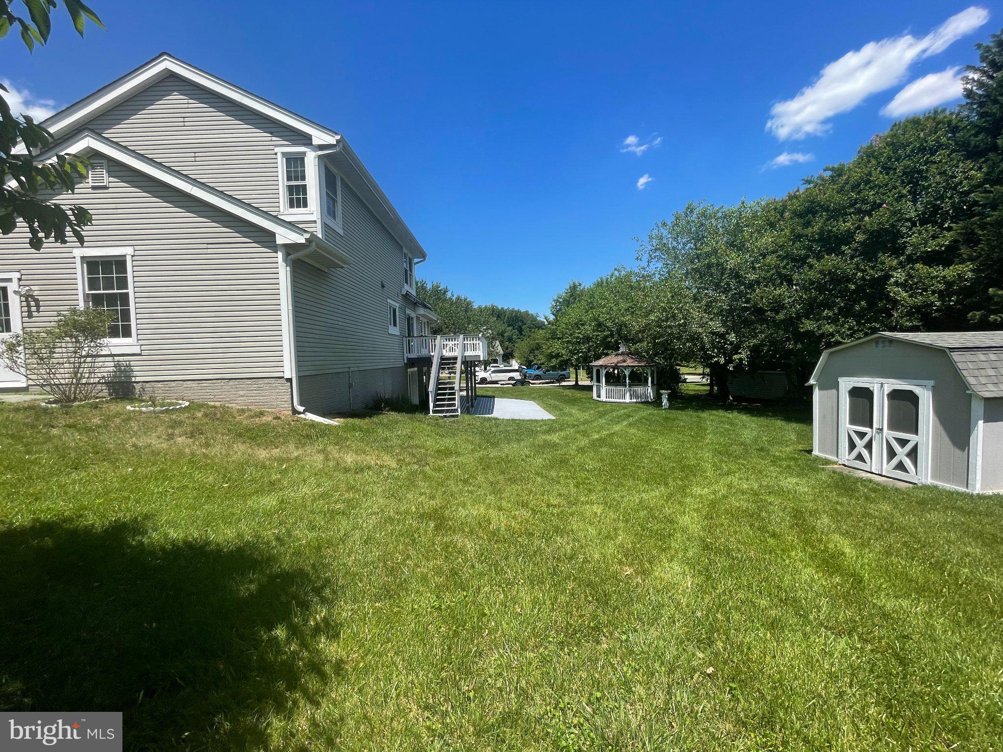 SELLMAN ESTATES - Residential