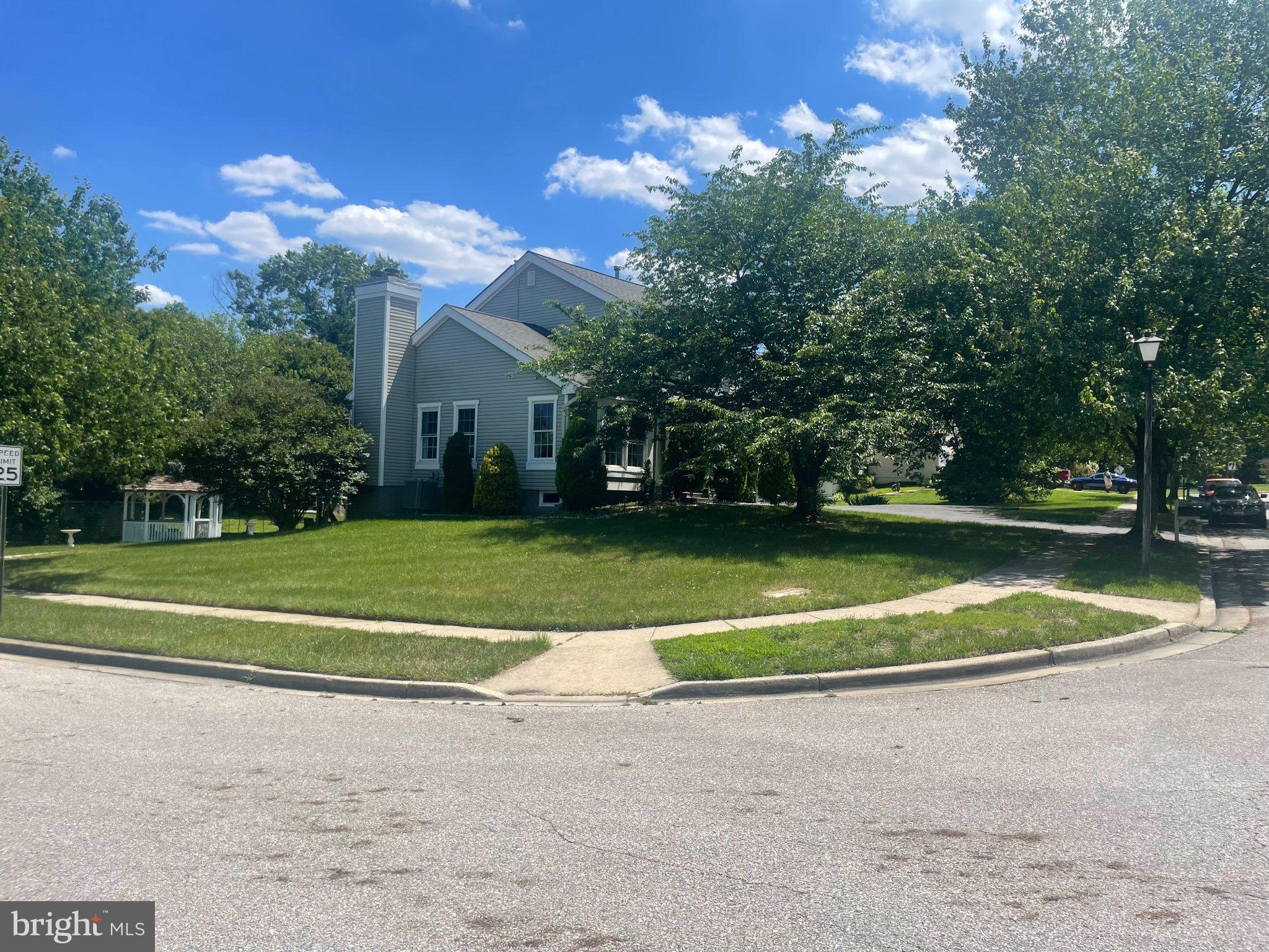 SELLMAN ESTATES - Residential