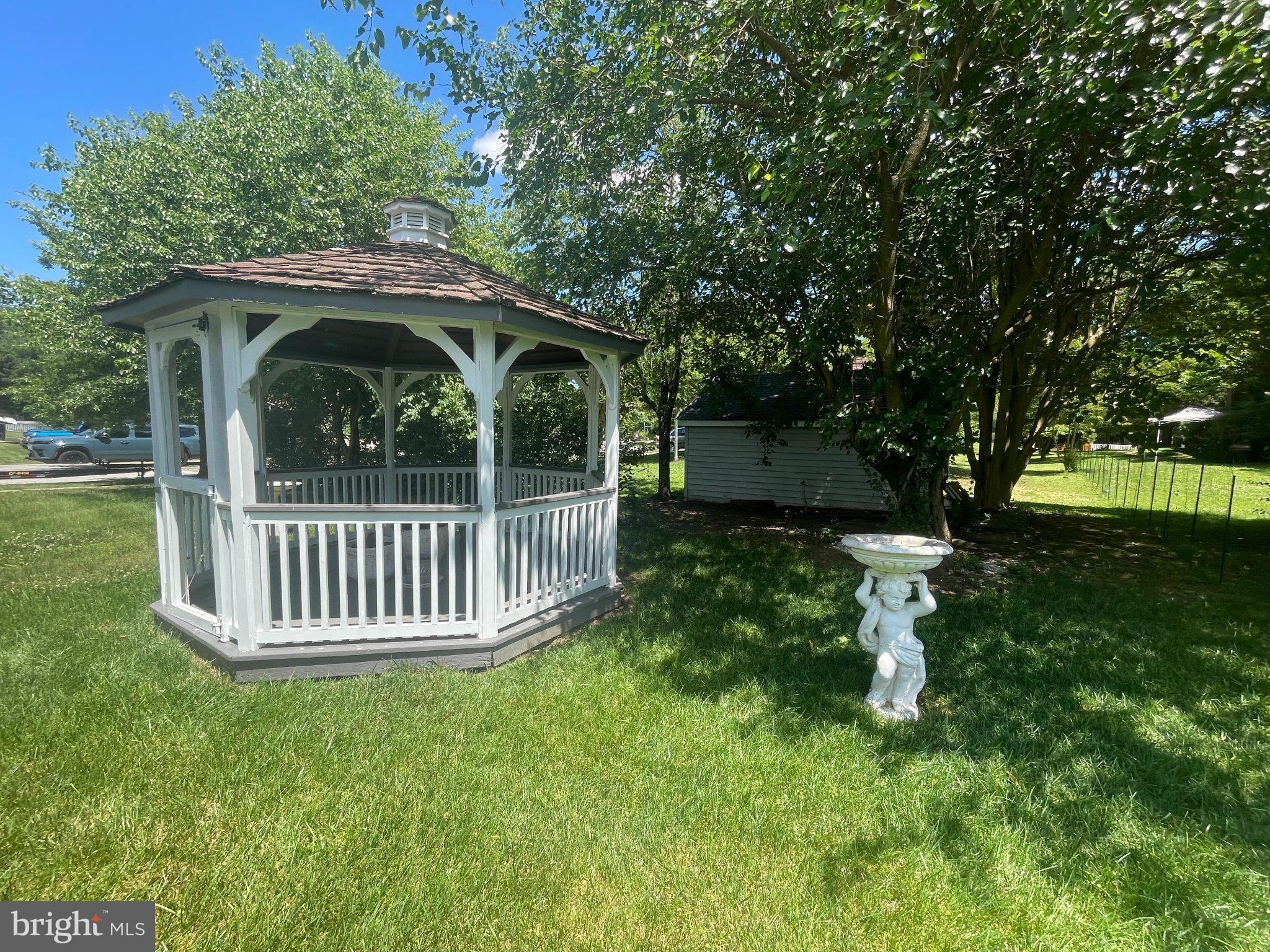 SELLMAN ESTATES - Residential