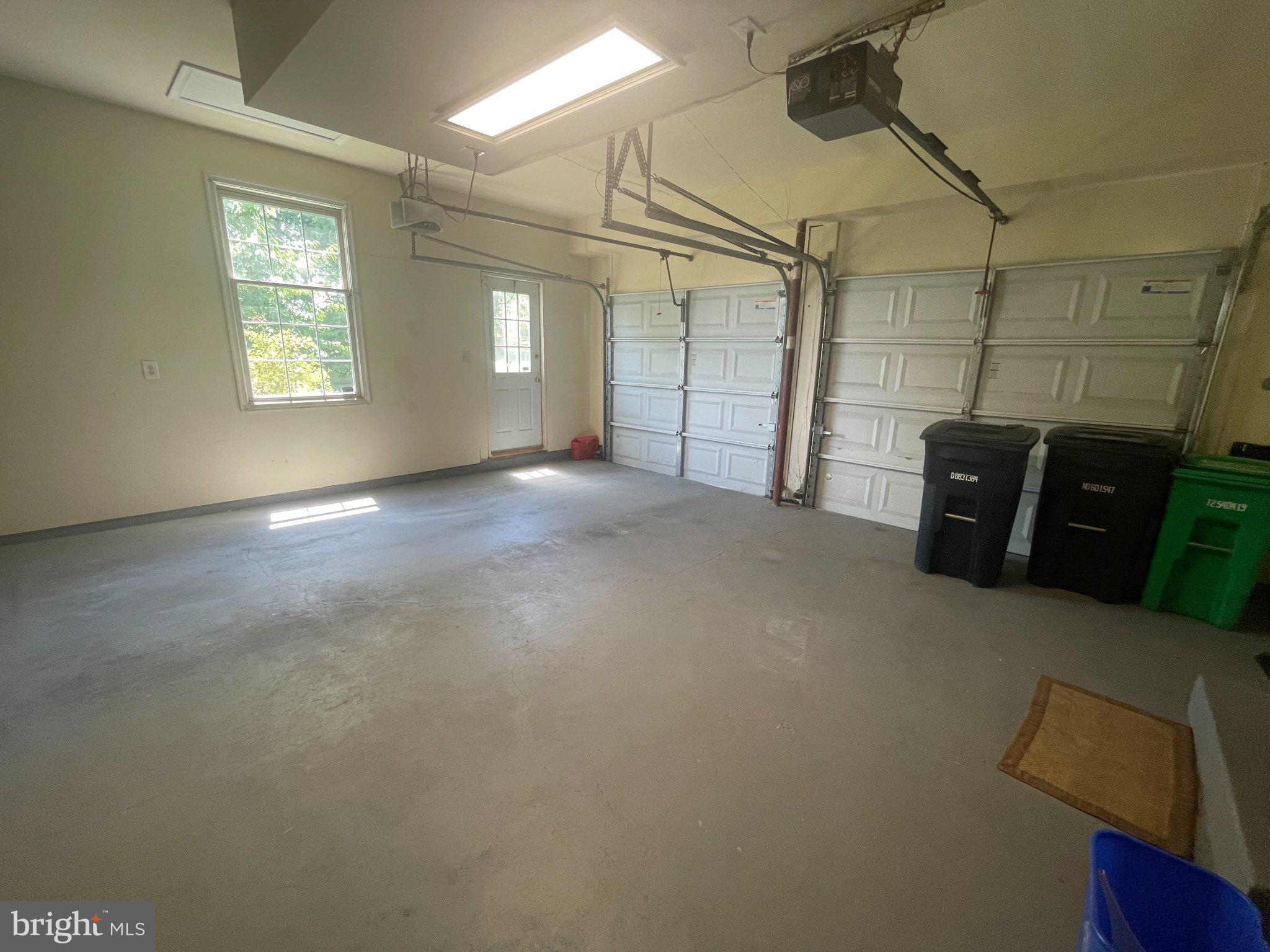 SELLMAN ESTATES - Residential