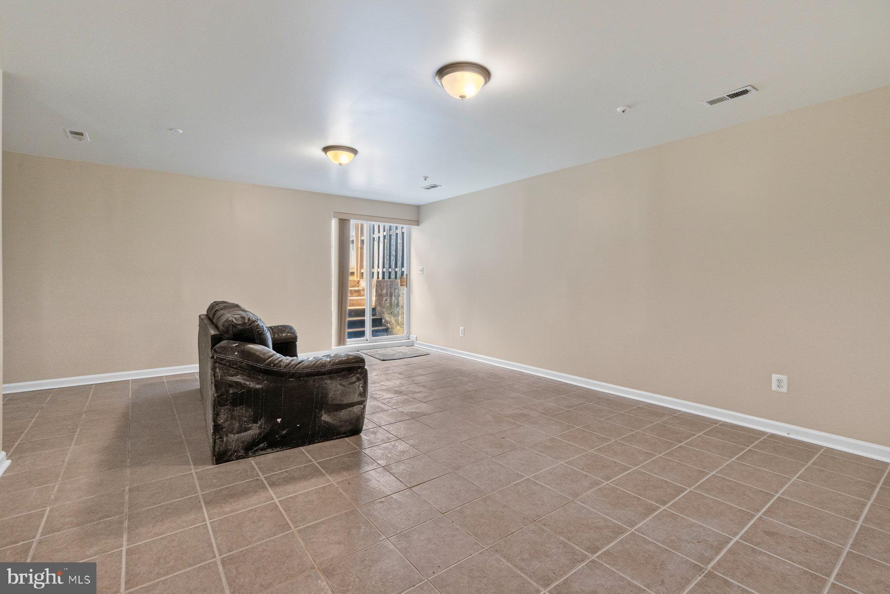 BEDFORD CROSSING - Residential