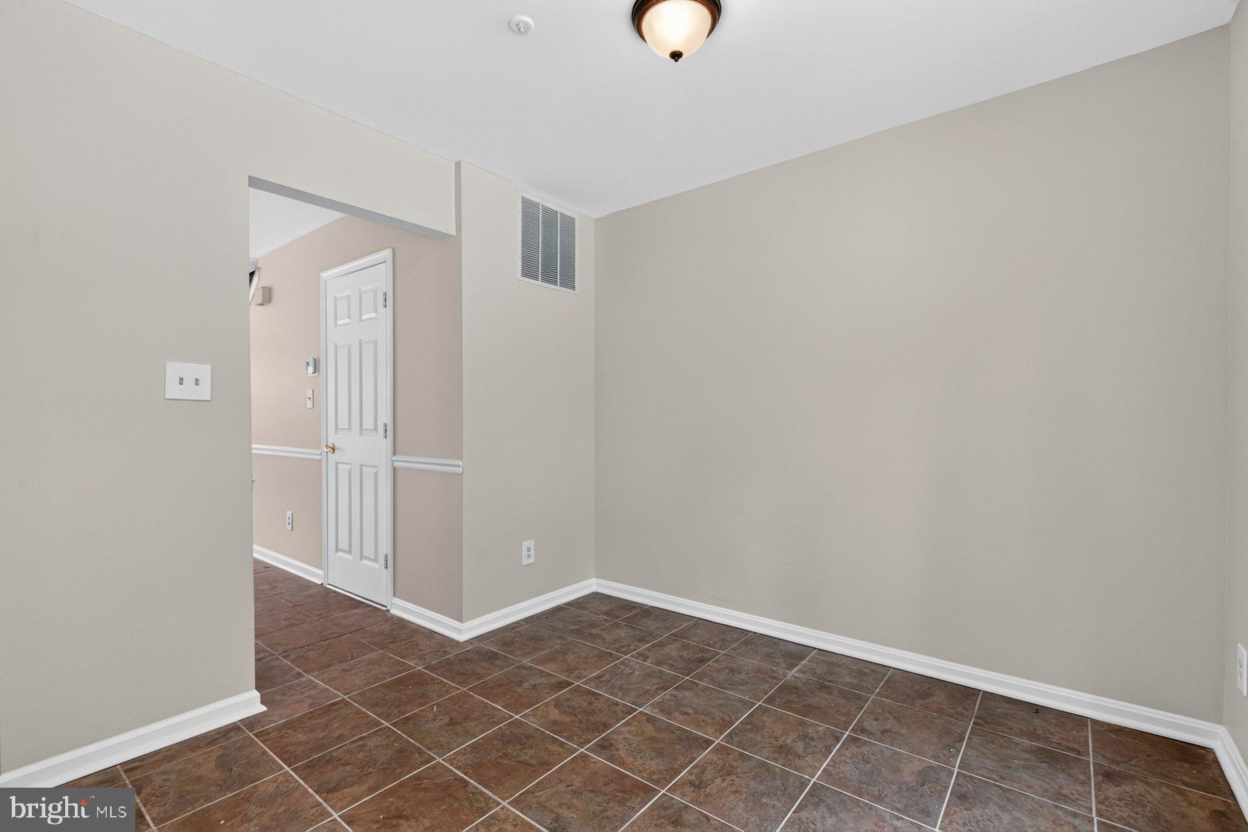 BEDFORD CROSSING - Residential