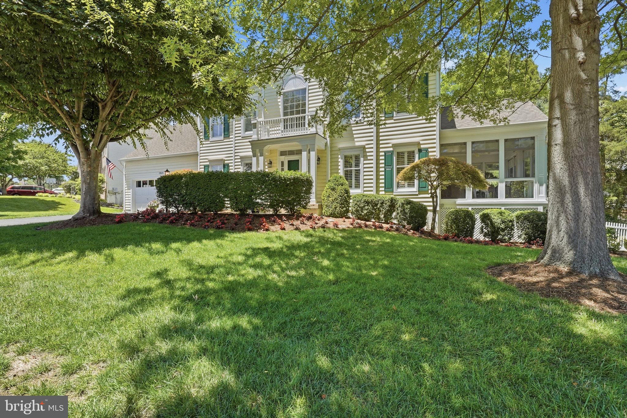 HIDDEN CREEK - Residential
