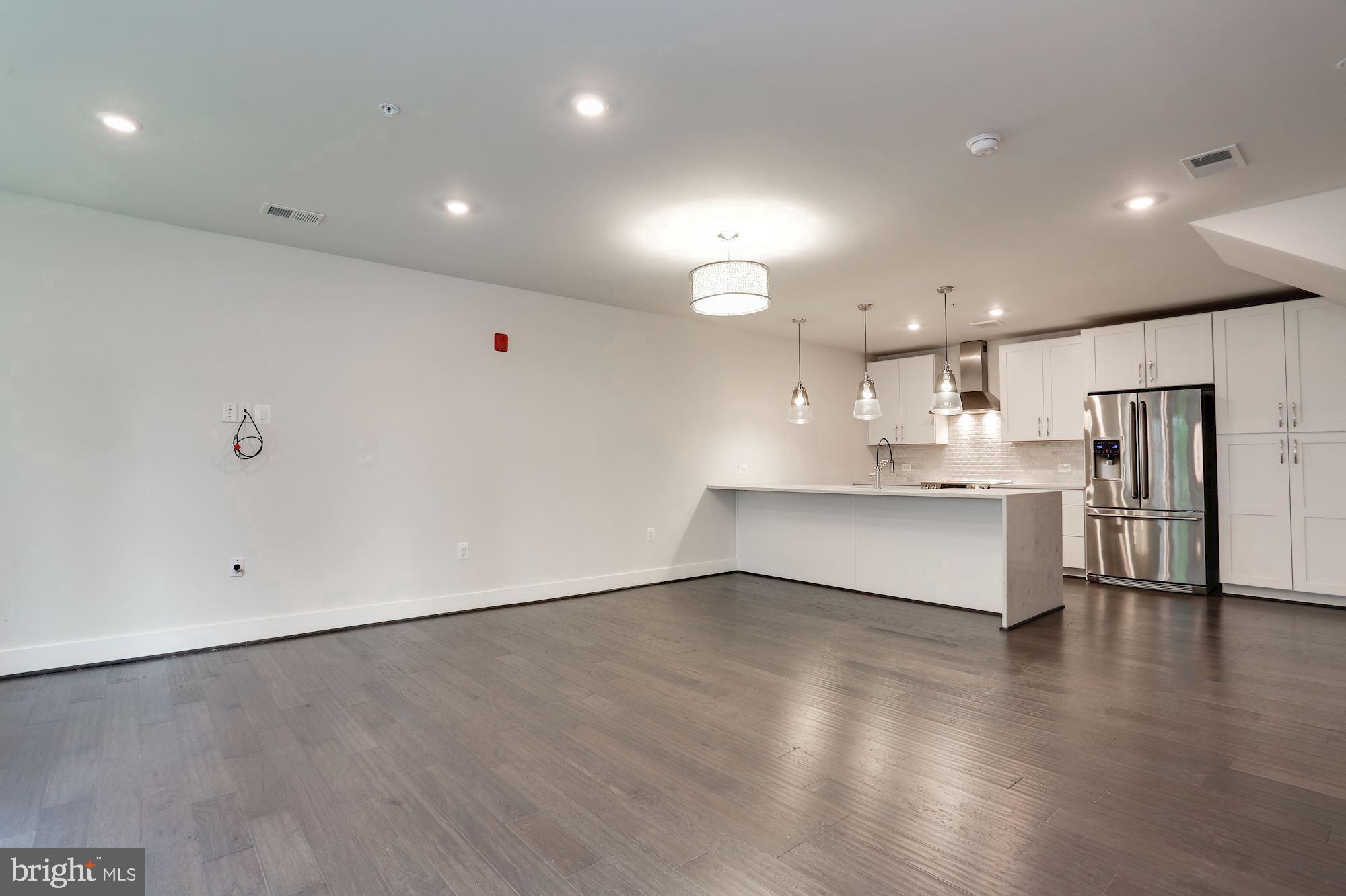 KEY AND NASH - Residential Lease