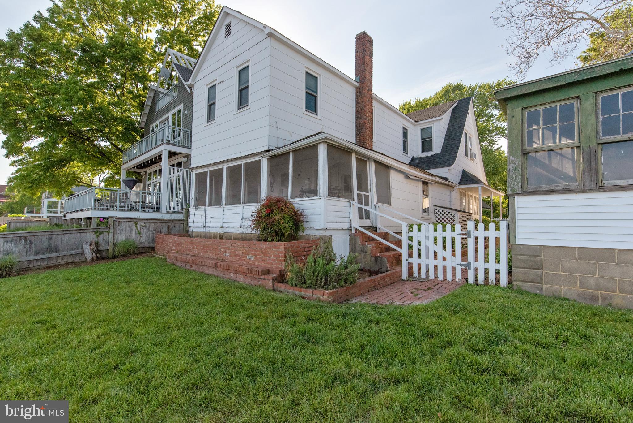 EASTPORT - Residential