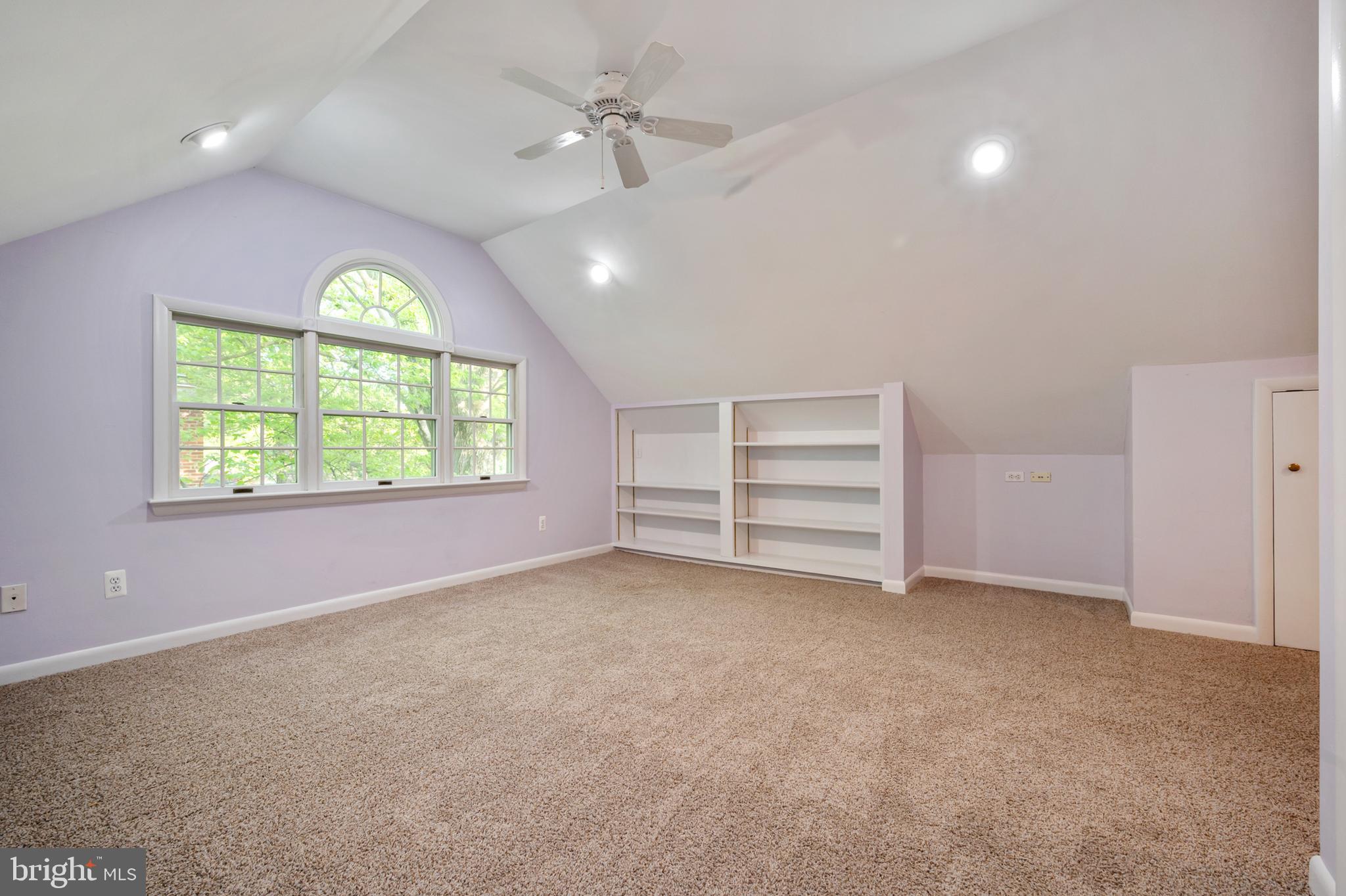 COLLINGWOOD SPRINGS - Residential