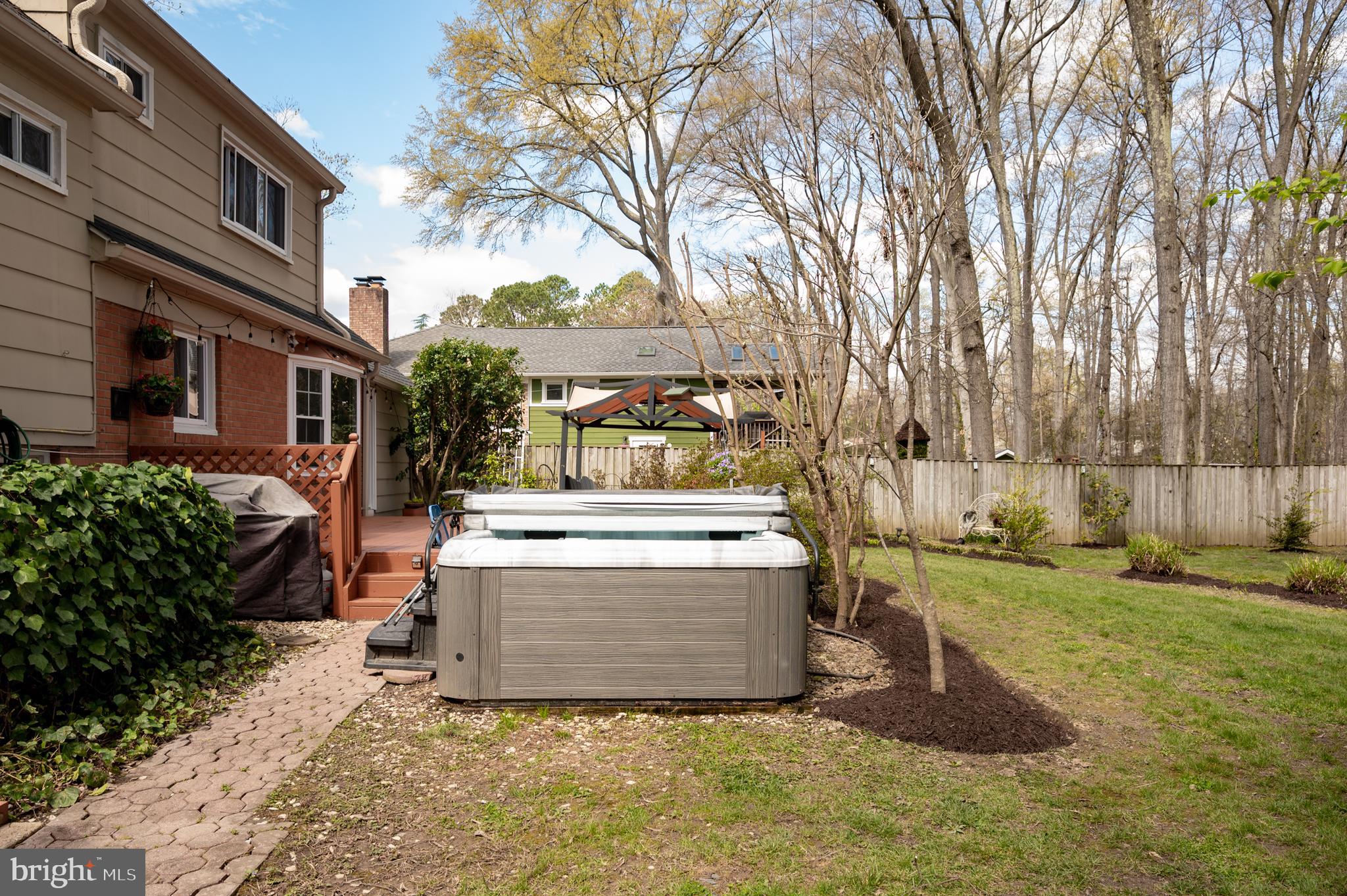 COLLINGWOOD SPRINGS - Residential