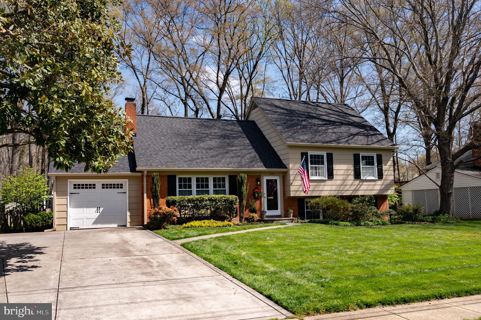 COLLINGWOOD SPRINGS - Residential