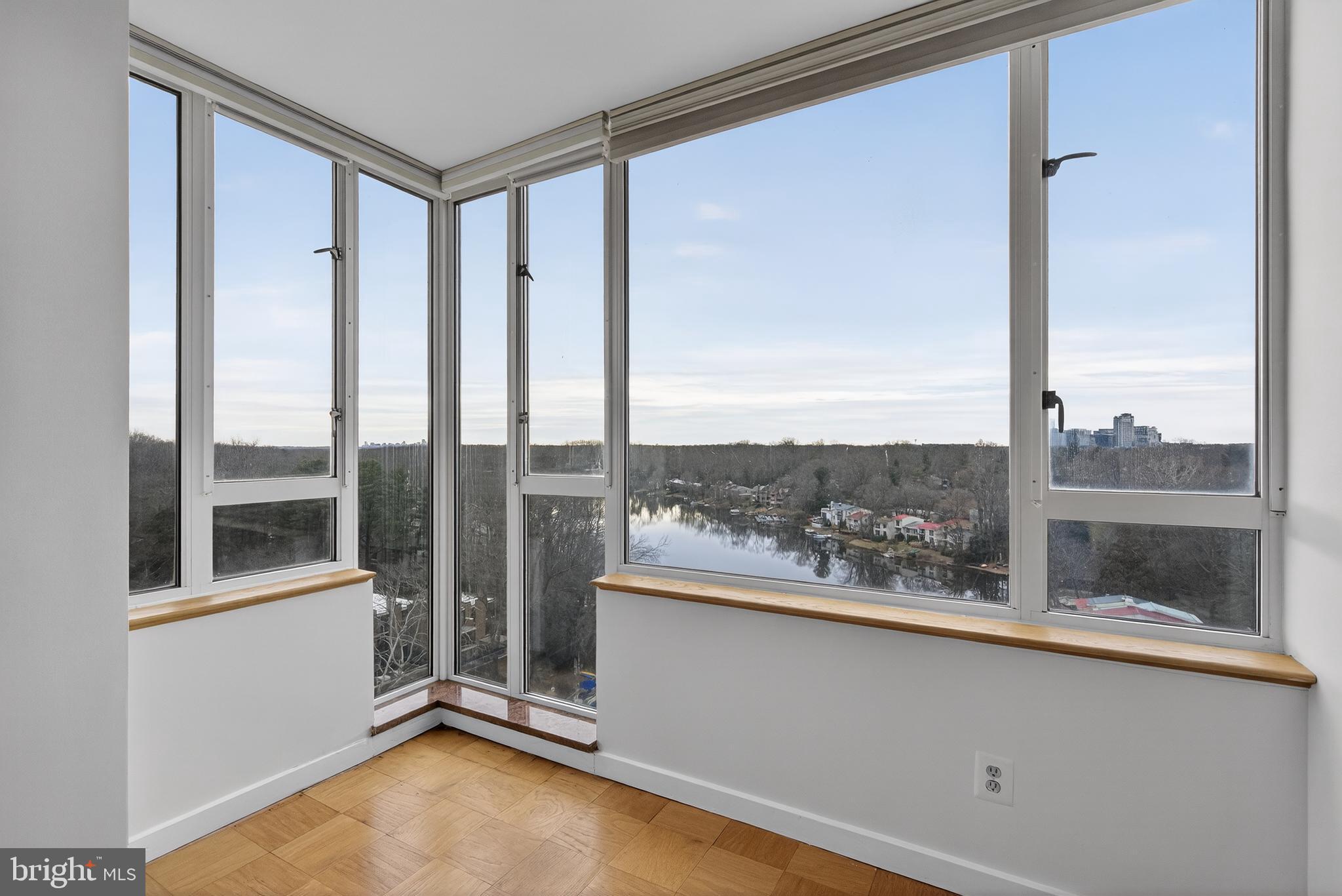 LAKE ANNE OF RESTON - Residential