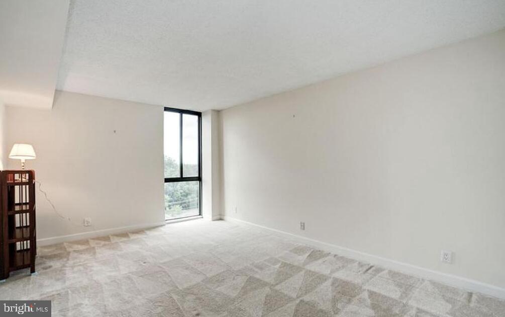 AMANS MCLEAN ESTATES - Residential