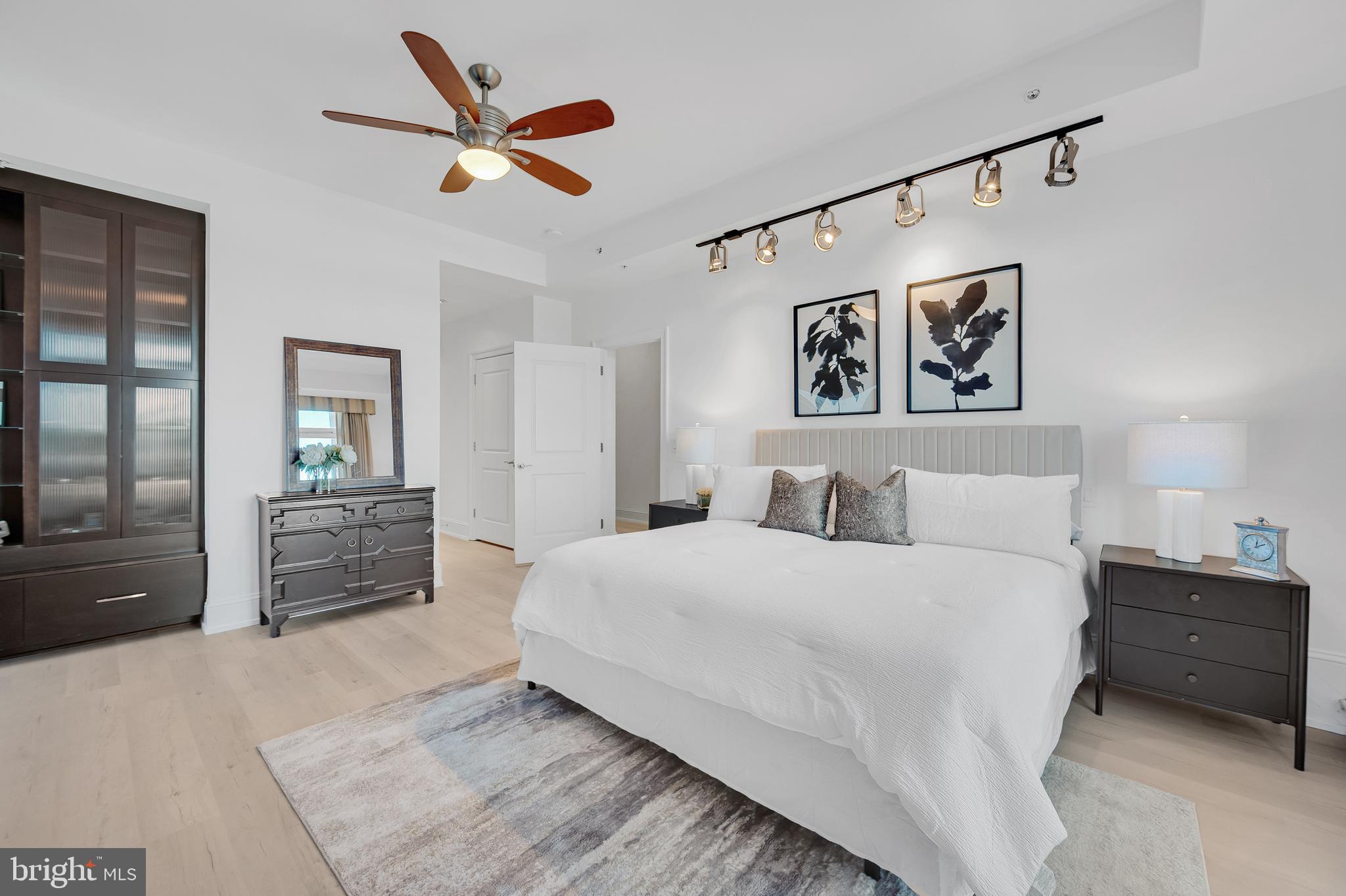 EDGEMOOR - Residential