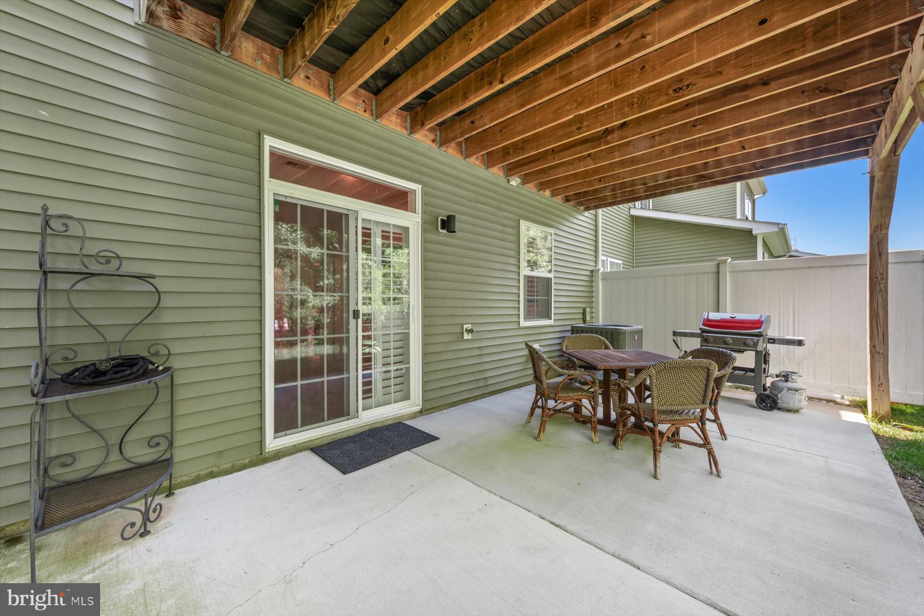 SAWGRASS AT WHITE OAK CREEK - Residential