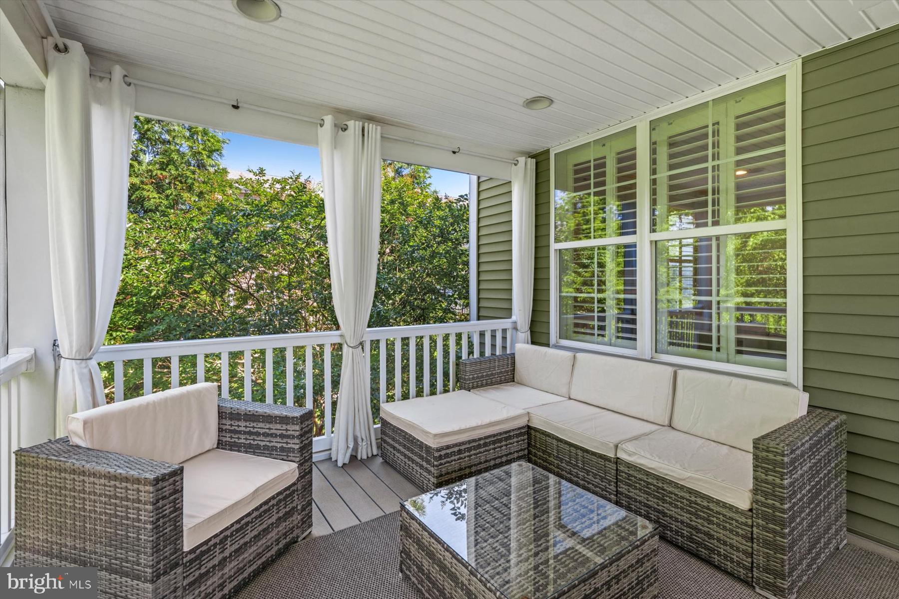 SAWGRASS AT WHITE OAK CREEK - Residential