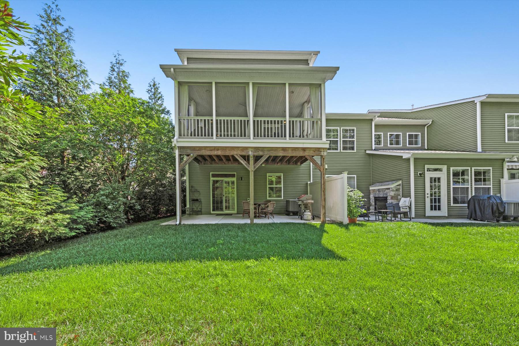SAWGRASS AT WHITE OAK CREEK - Residential