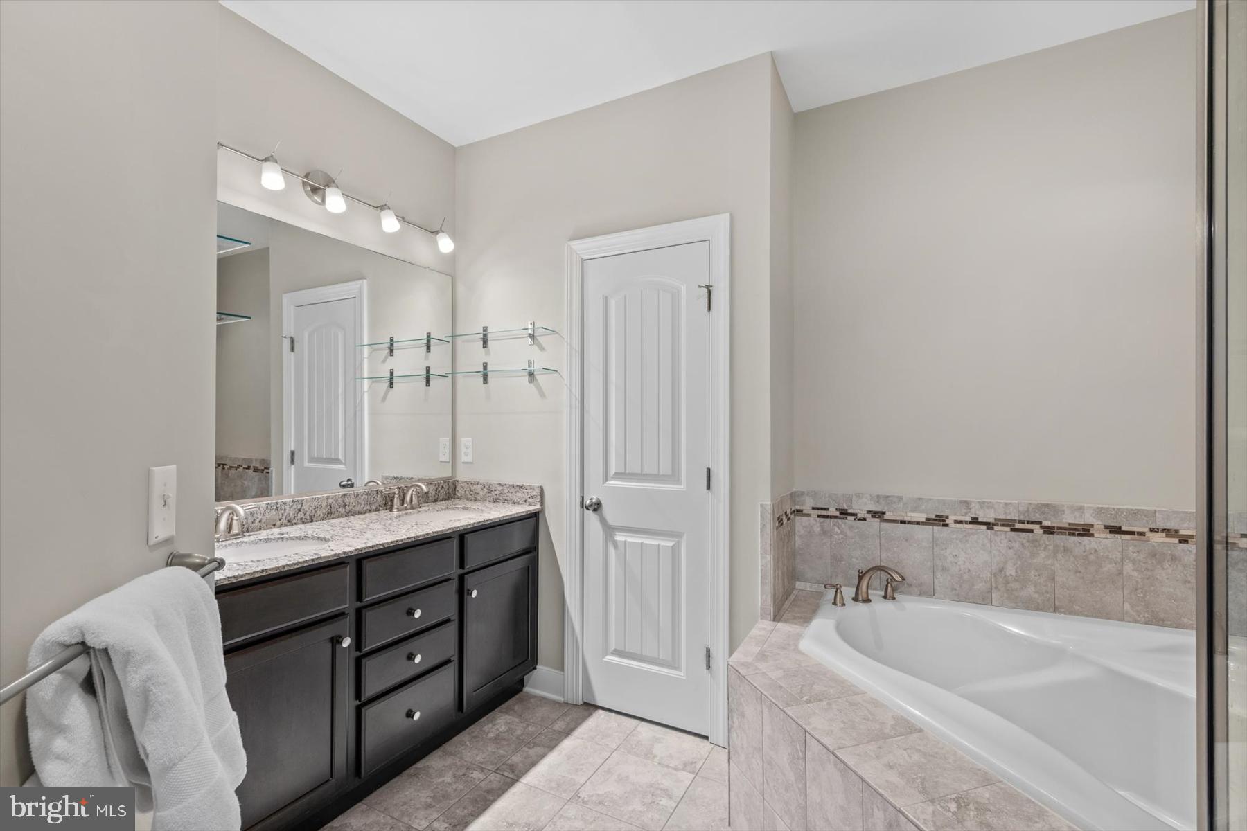 SAWGRASS AT WHITE OAK CREEK - Residential
