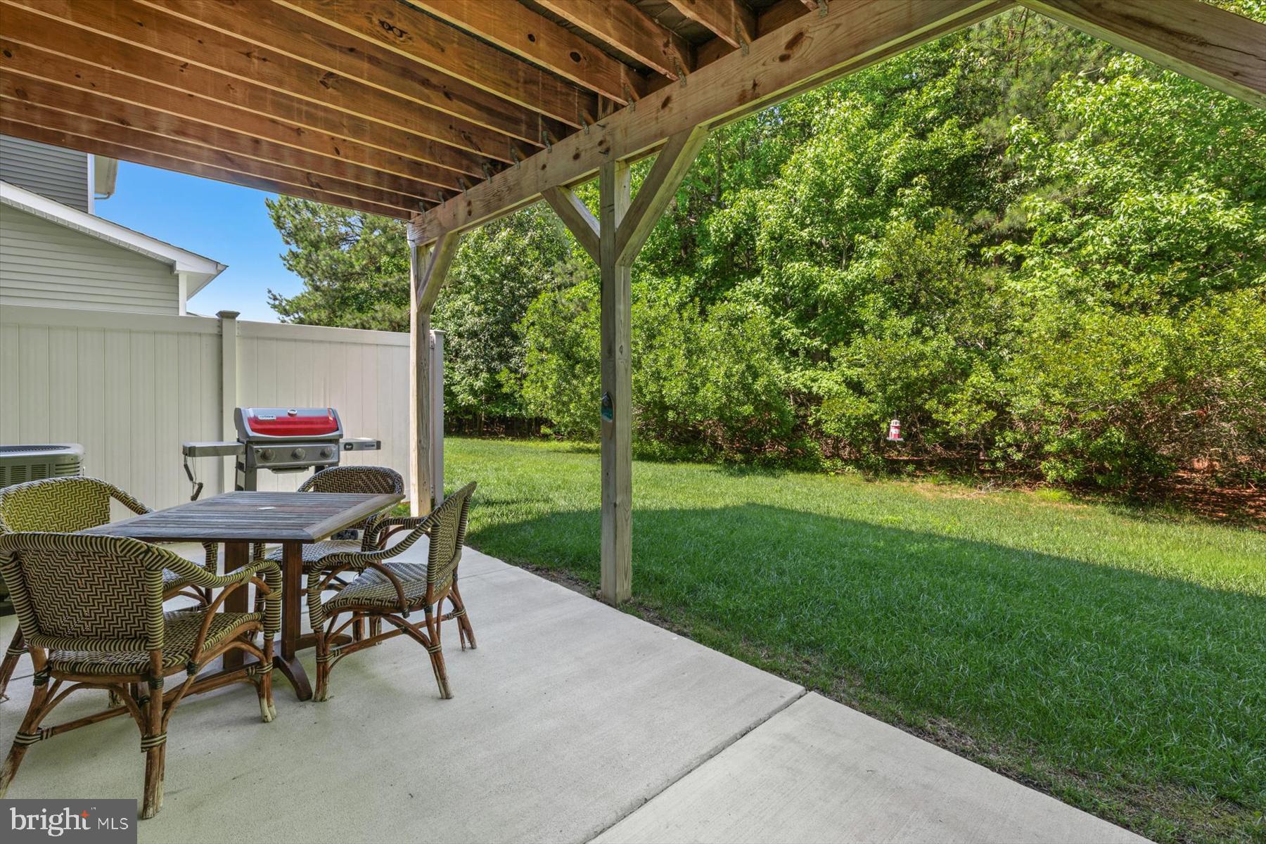 SAWGRASS AT WHITE OAK CREEK - Residential