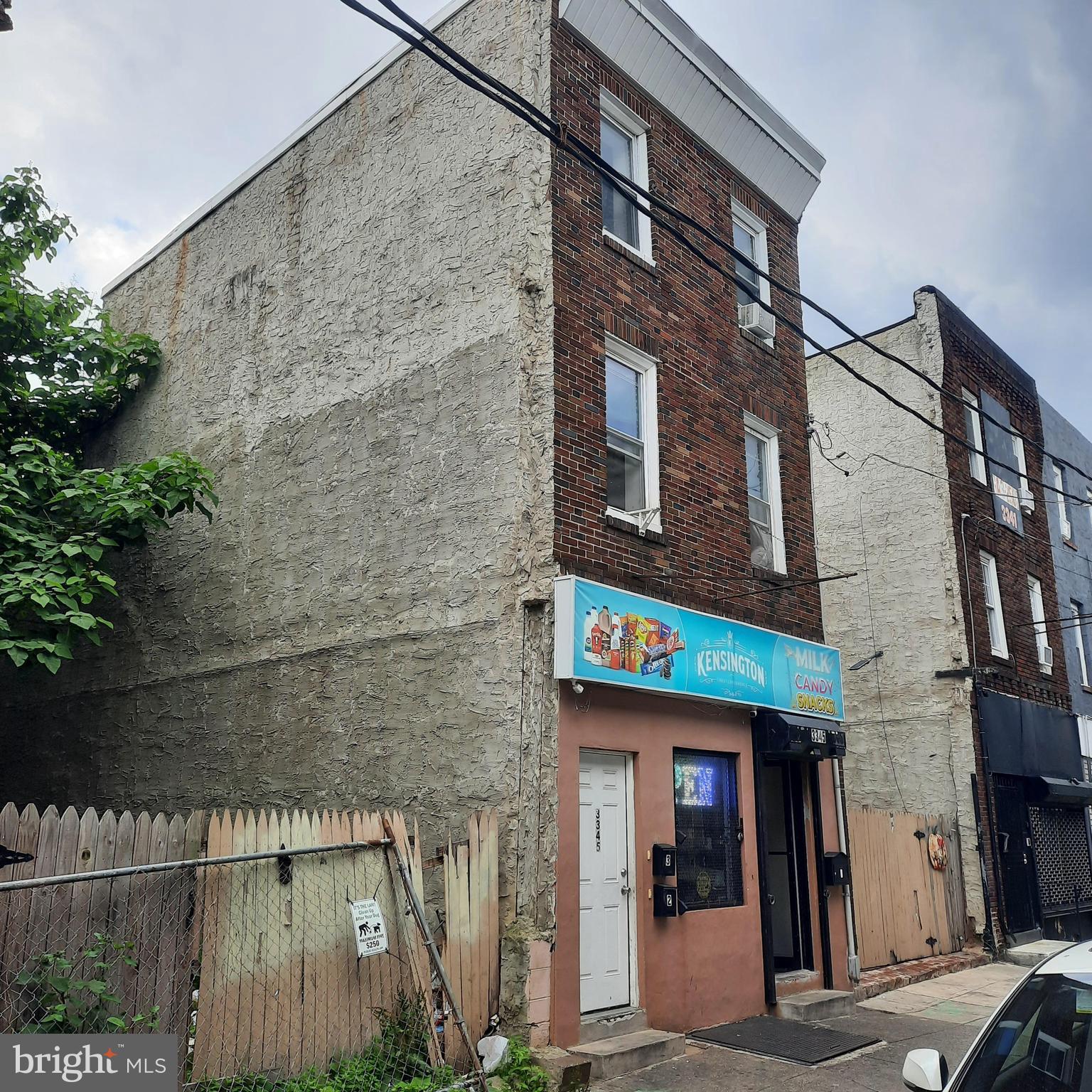 KENSINGTON - Commercial Sale